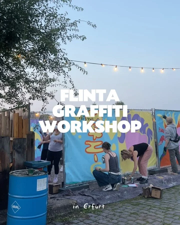 &amp; jetzt sag nochmal jemand der perfekte Sommerworkshop existiert nicht 💆&zwj;♀️✏️👊 Bei unserem FLINTA Graffiti Workshop in Erfurt konnten wir richtig kreative kleine W&auml;nde bespr&uuml;hen und zeigen wie man mit Dose &amp; Spr&uuml;hen so ri