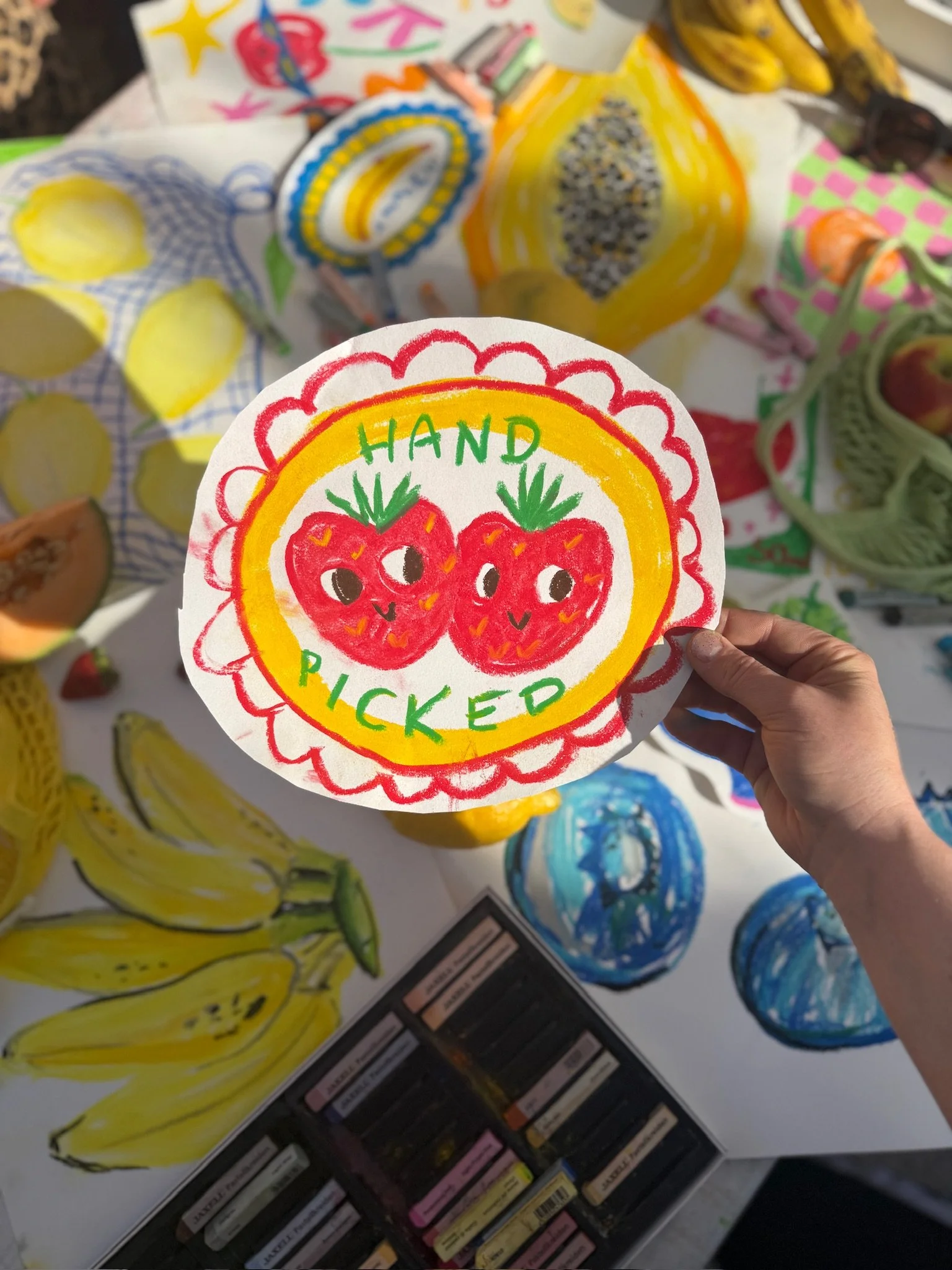 liveartclub-fruit-and-draw-workshop-pastellkreide-markk (2).JPG