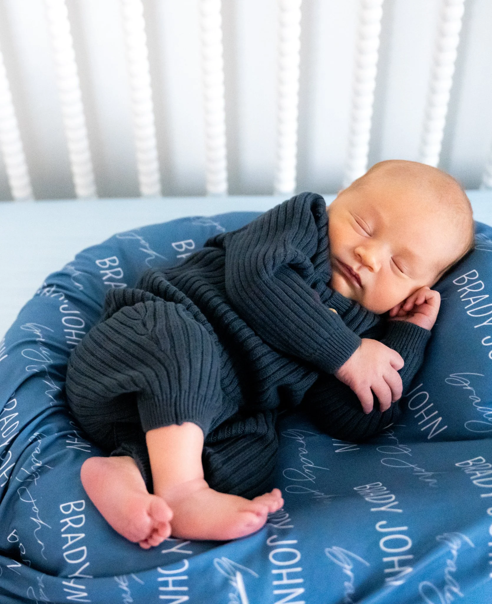 Newborn Lifestyle Photographer