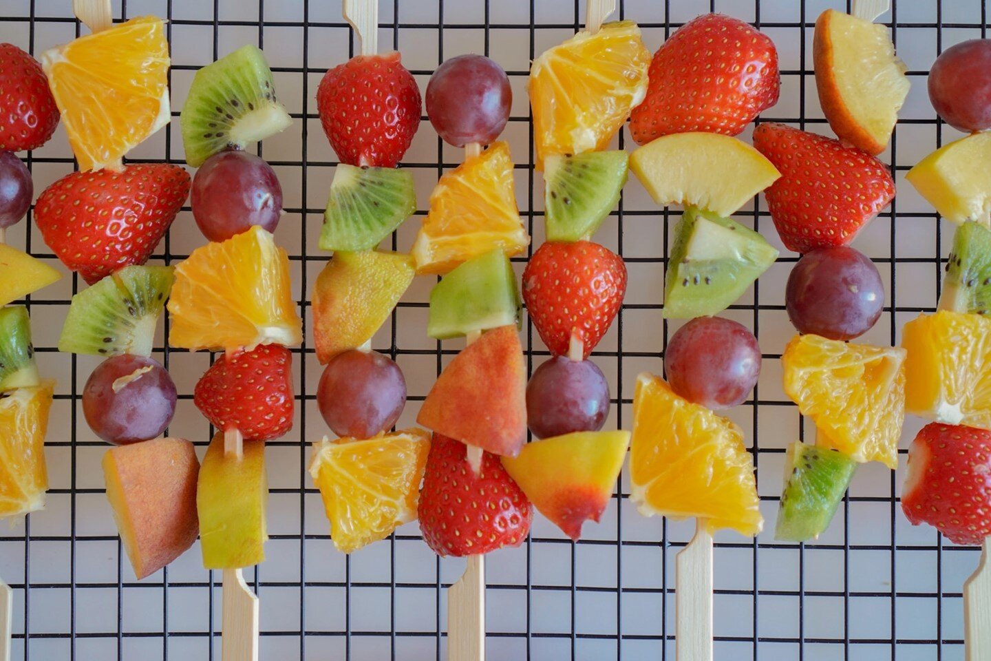 In the run up to our family cook-a-long event I'll be sharing some hints and tips on nutrition for healthy kids! 

Struggling for healthy snack ideas for the kids over the summer break?

Here's my 5 top healthy snacks ideas:

1. Rainbow fruit skewers