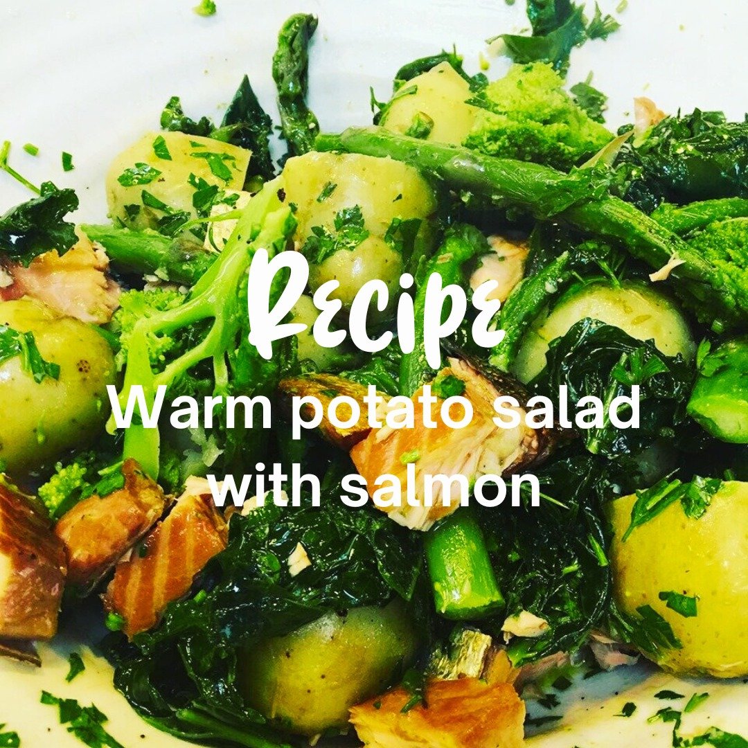 Making the most of seasonal veg and packed with goodness, I love this salad. You can change it up with whatever greens you have to hand.

🥦Ingredients
&bull; Steamed new potatoes
&bull; Steamed greens (I used asparagus, broccoli, kale and spinach)
&