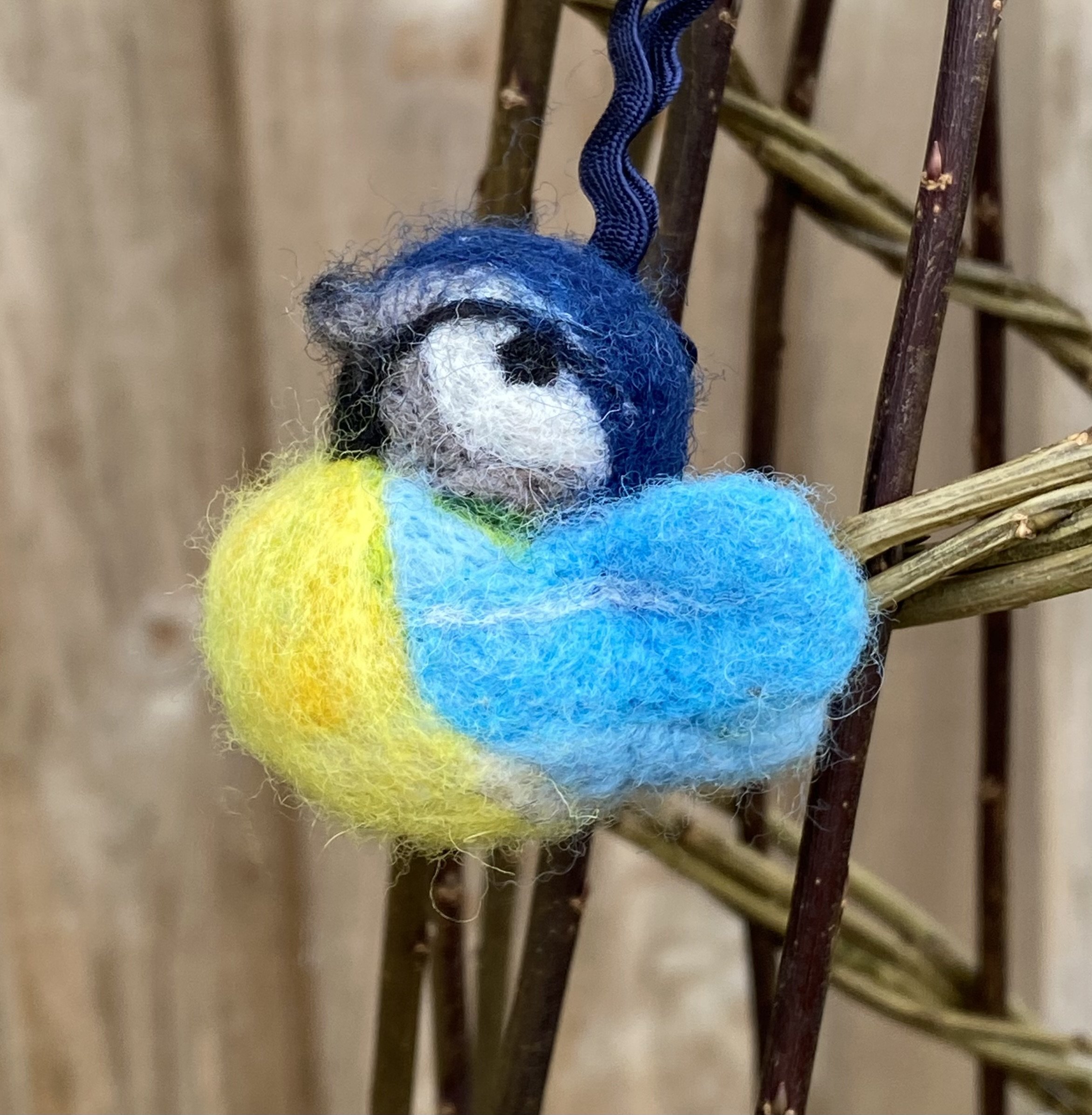 felt bird.jpg