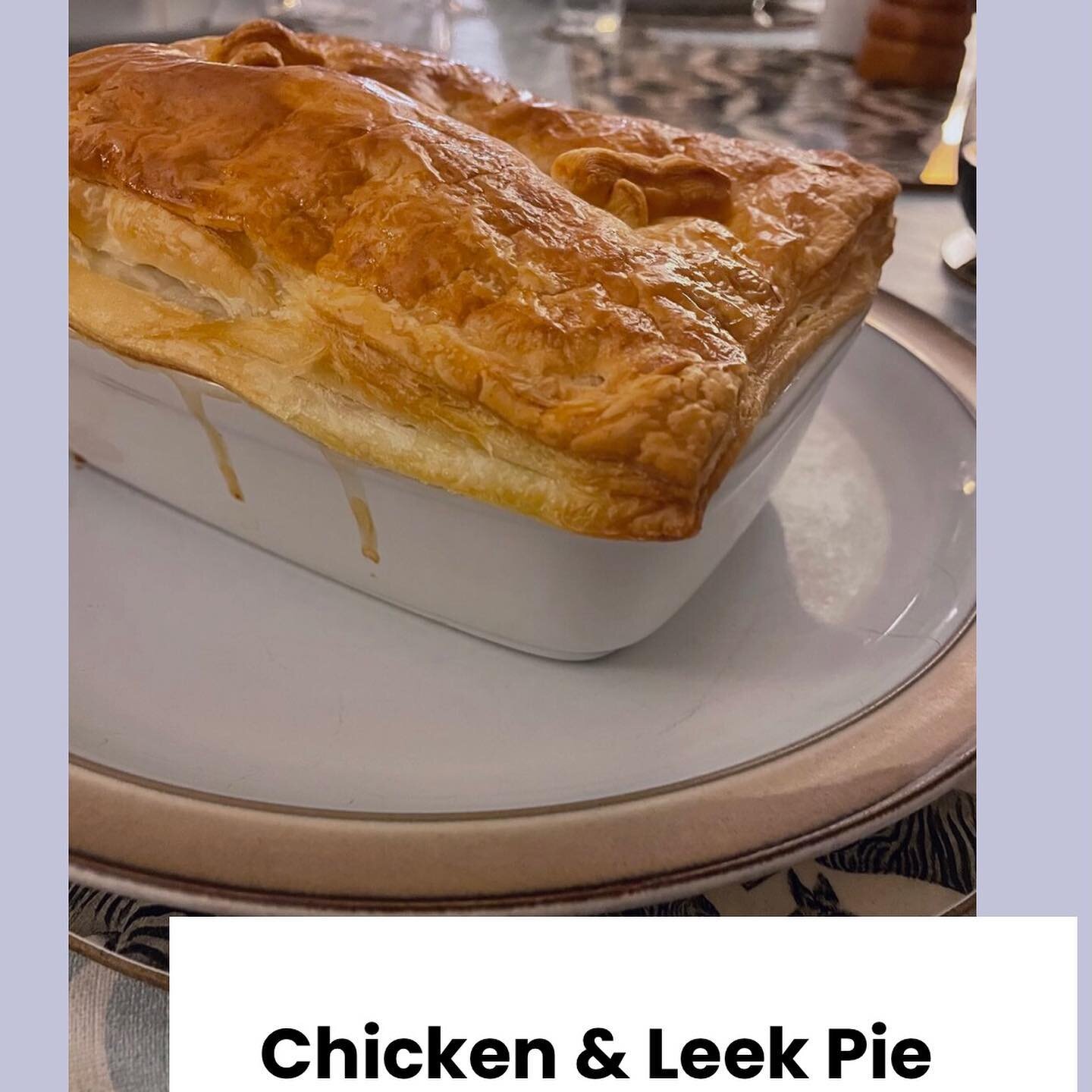 I made up this recipe a few years ago (swipe to see it)... I went to a friends snd she served a pie ... the one pot wonderness of it overwhelmed me and I knew if she could do it ... I could do it!! But all the recipes I found had peas and flour make 
