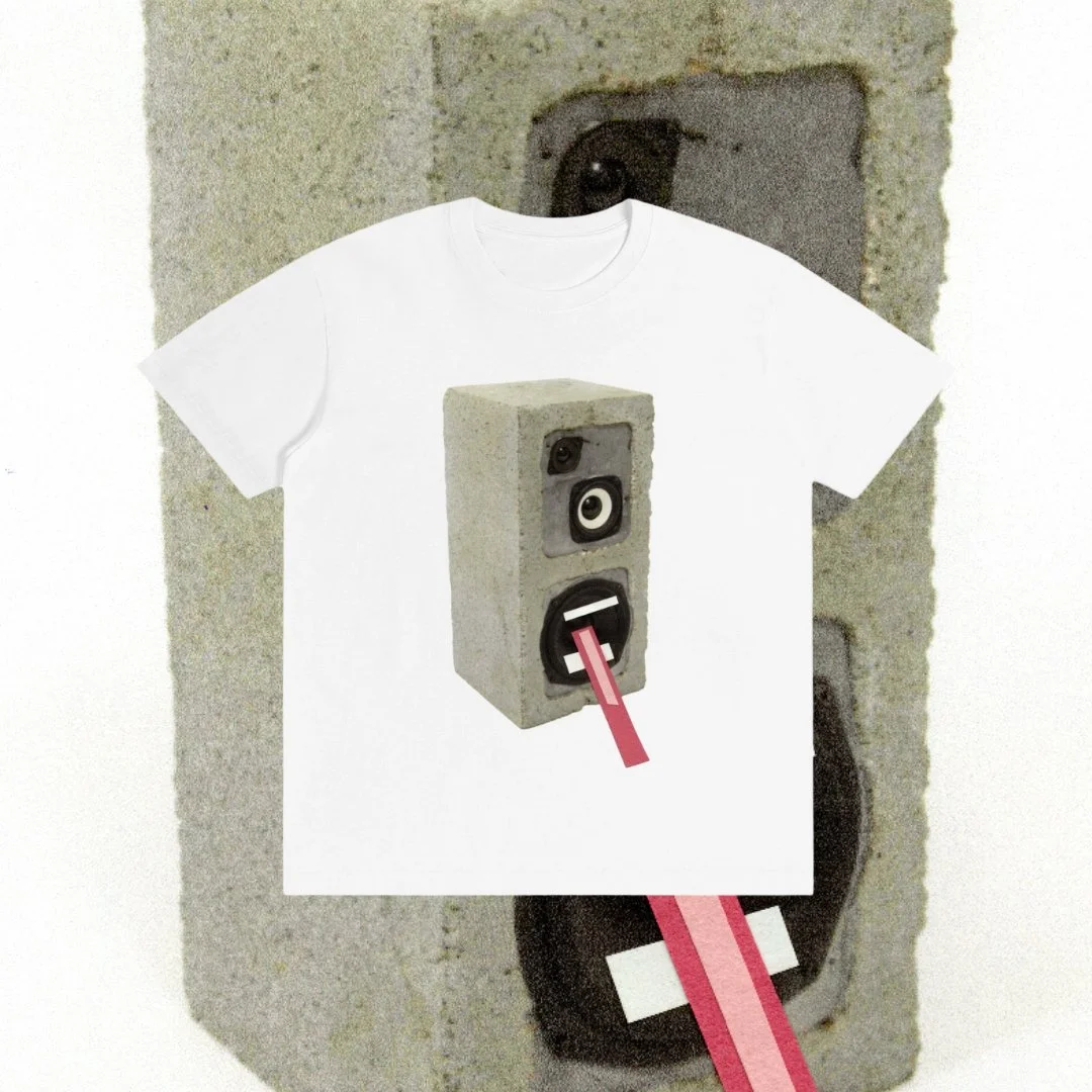 Levi The Speaker Tee