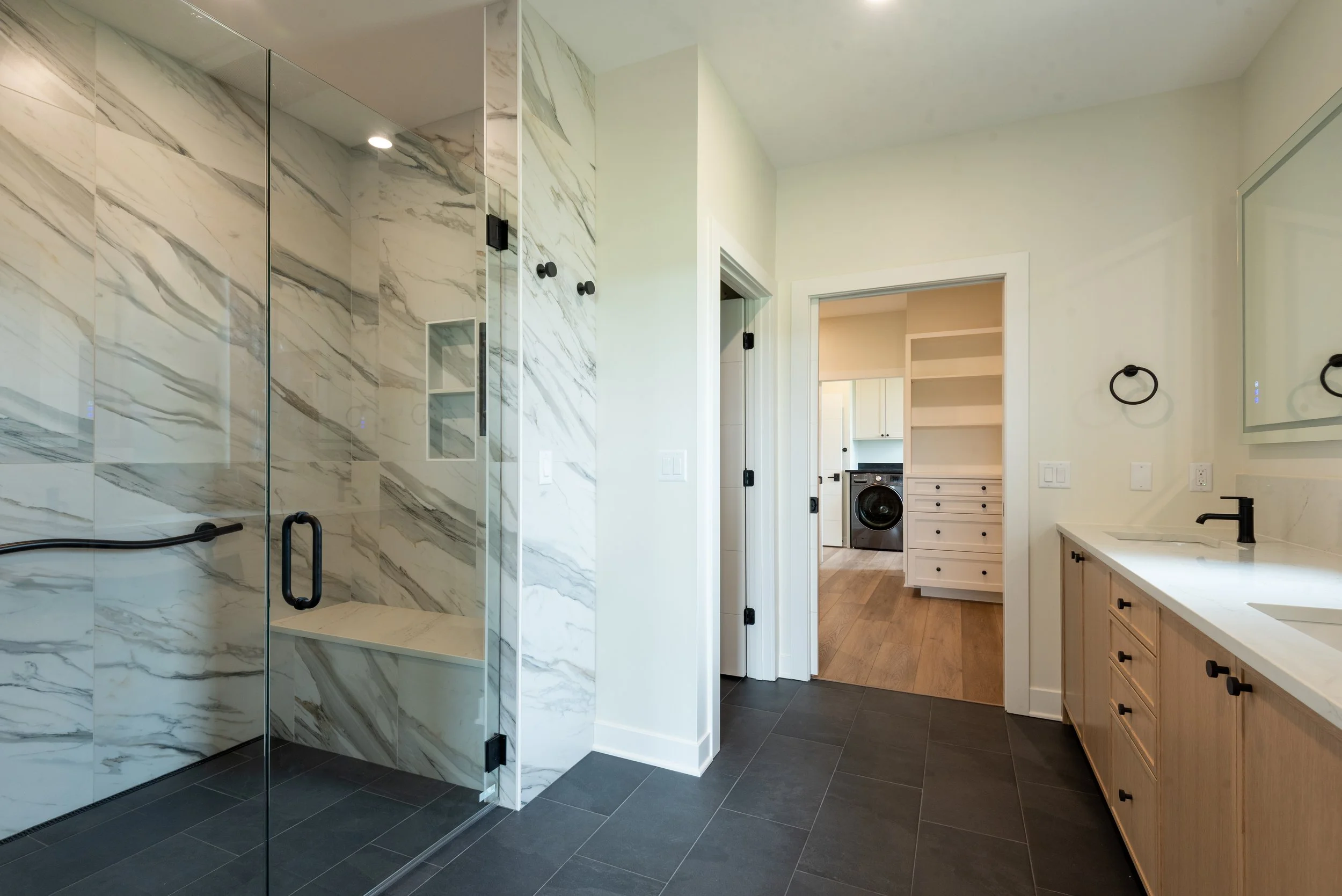 Master Bathroom.jpg