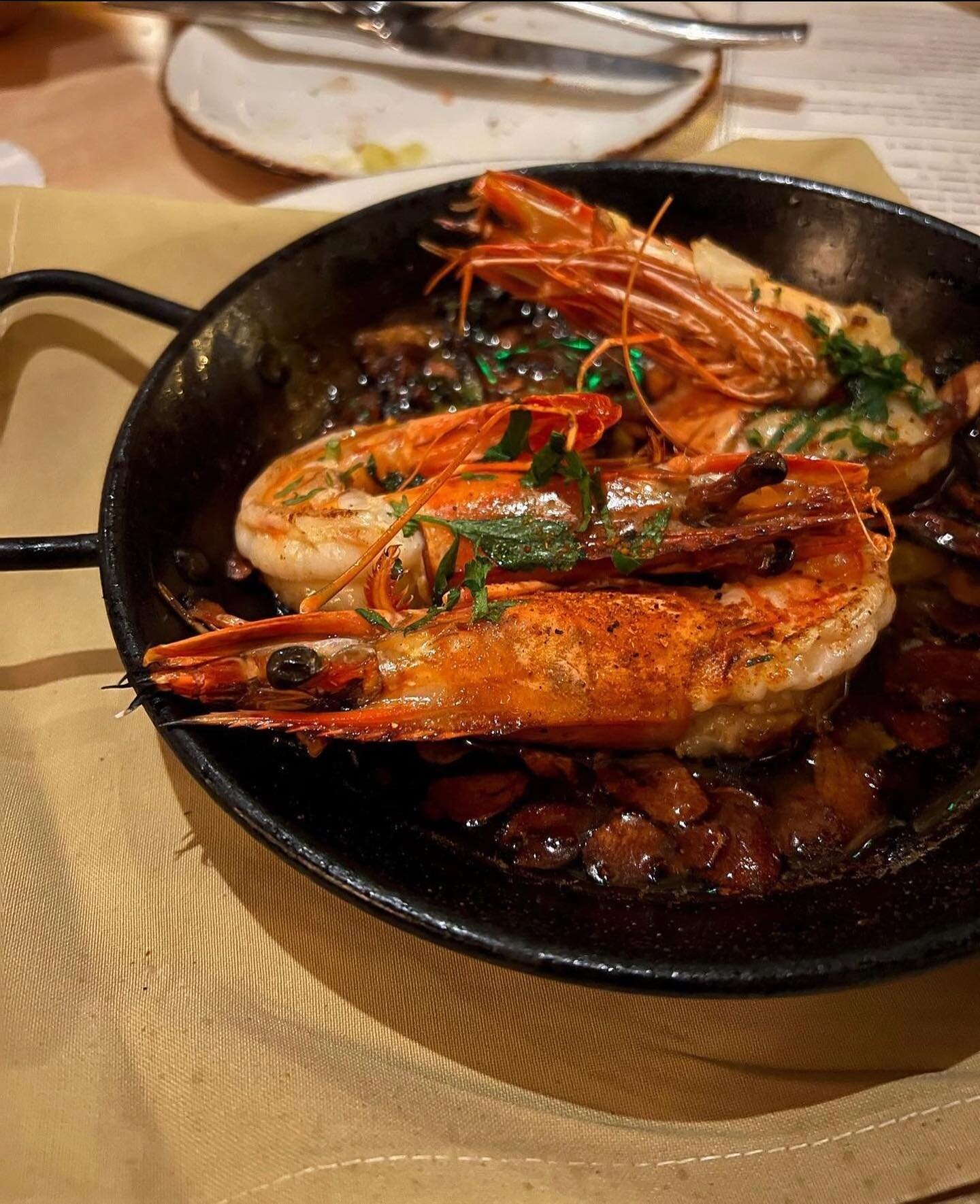 Gambas al Ajillo is a timeless dish in Spanish cuisine and we take it one step further with our unique twist: crispy garlic, arbol chili, and cognac. ⁠
⁠
It's just an example of how we try to challenge ourselves through classic recipes! ⁠
⁠
Reservati