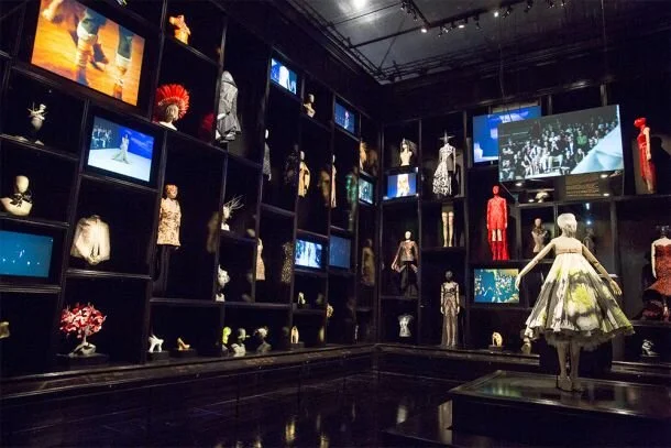 alexander mcqueen.jpg
