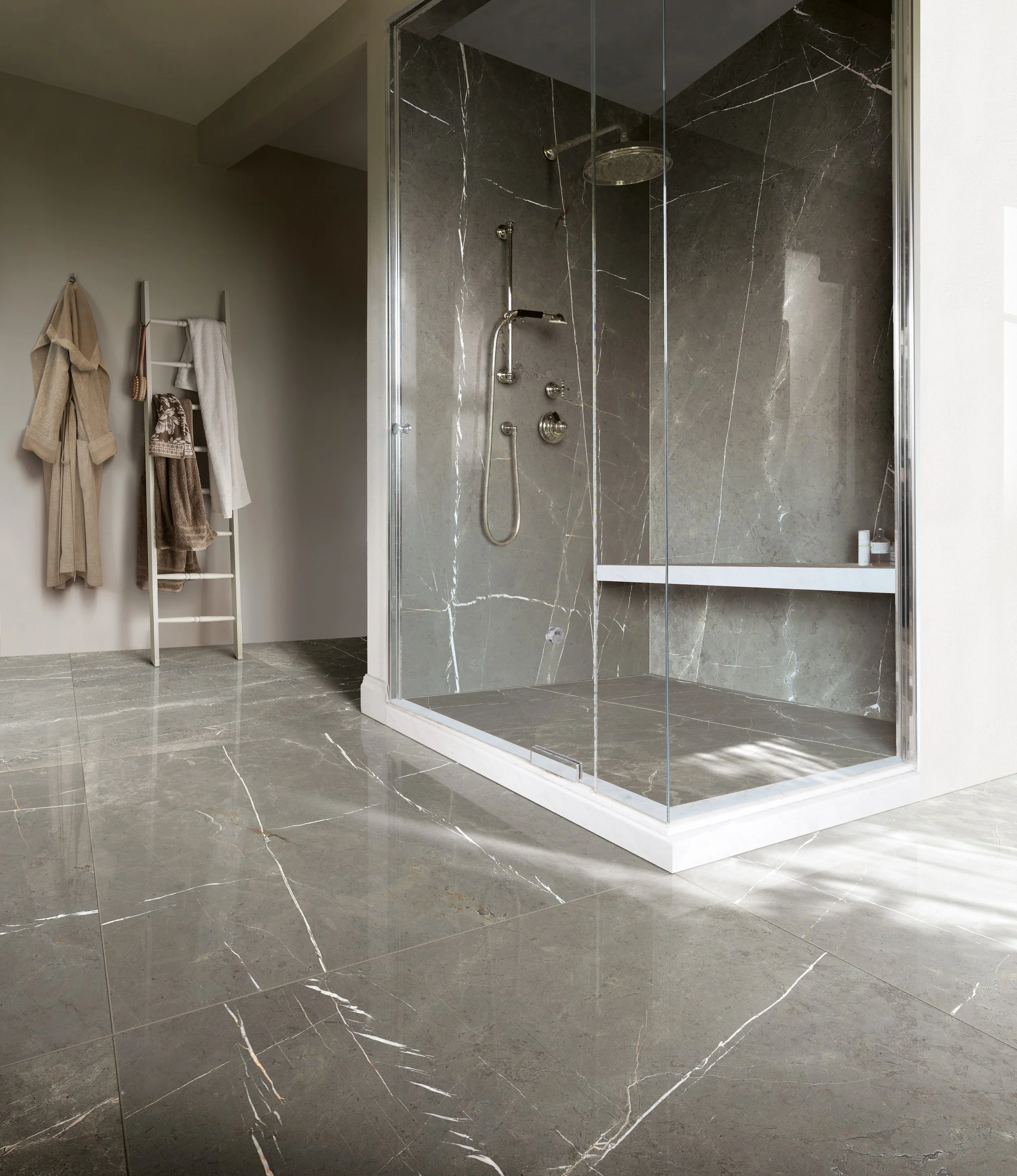 Amb 4 pav amani bronze 120x120 riv 120x280 amani bronze.jpg