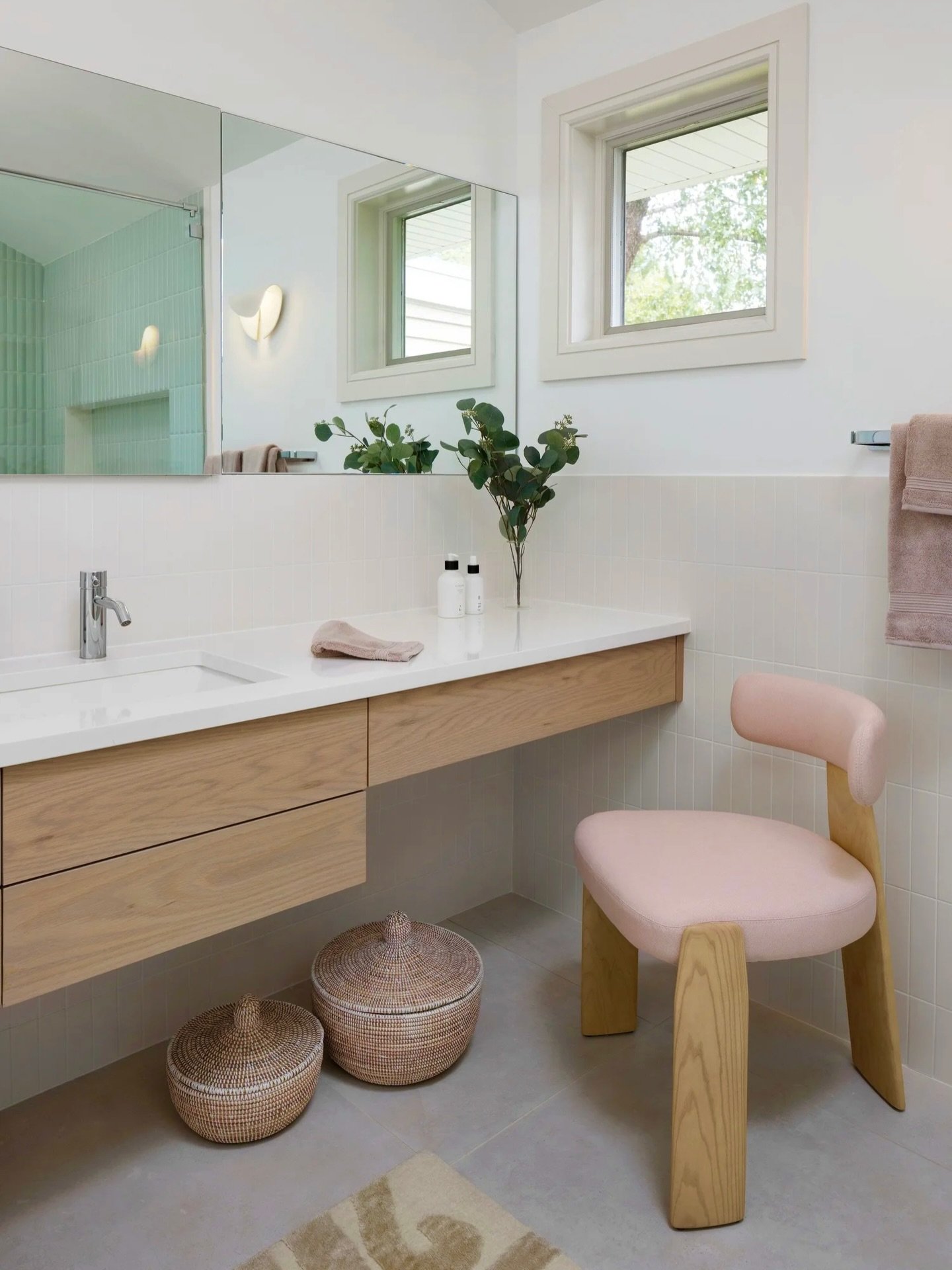 What&rsquo;s more Spring than soft pops of color and sun-filled spaces? The light blues, pastel pinks, and calming neutrals that permeate the open floor plan of Holly Court create a spacial experience that&rsquo;s soothing, without taking itself too 