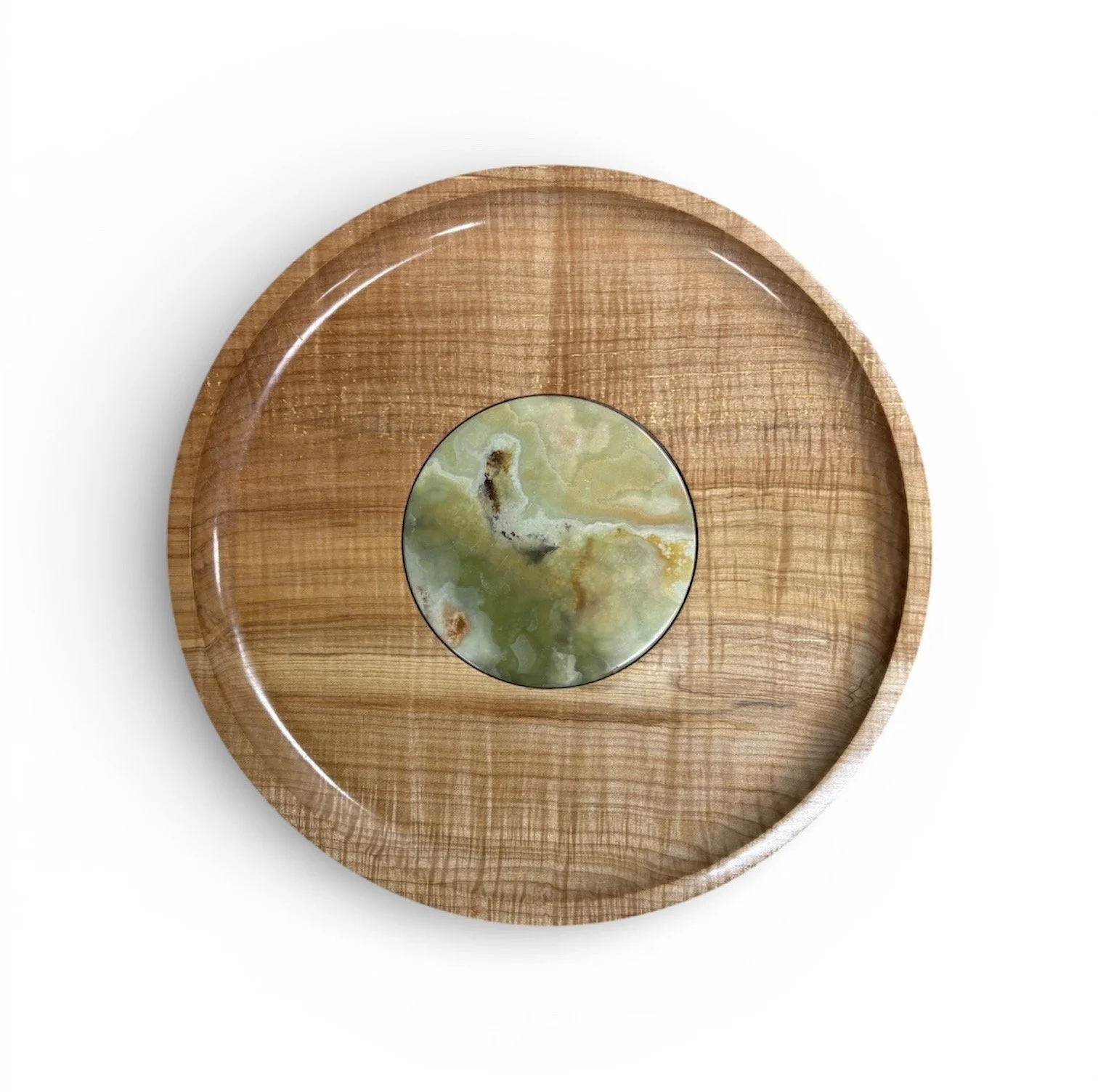 Figured Maple Platter with Onyx Centre
19.5” round x 2.5” deep
$400
