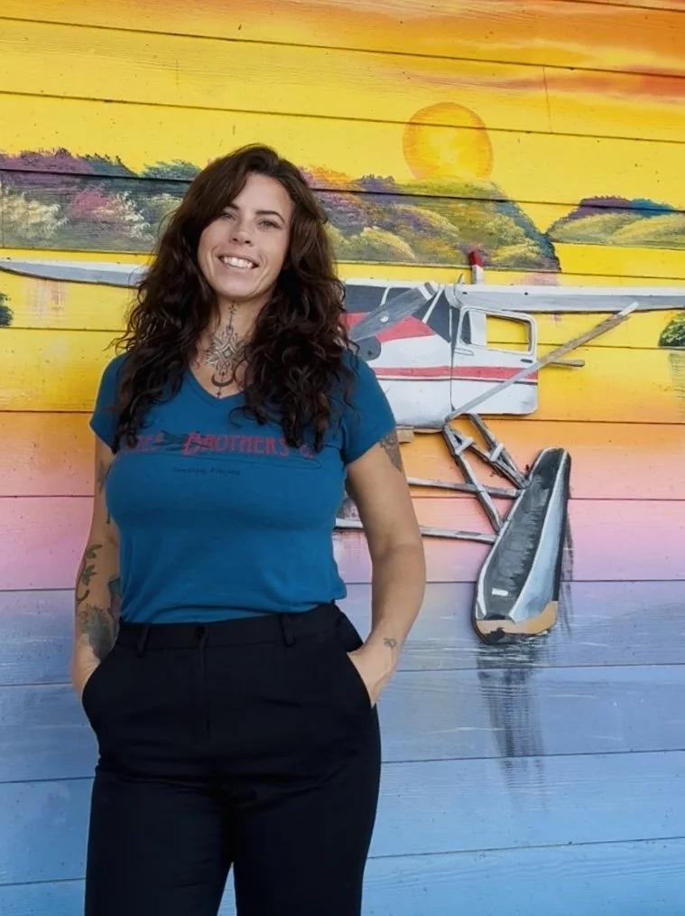 Women's V-Neck T-shirts