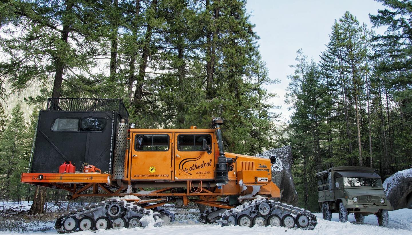 Known for its spectacular hiking, fishing and geologic wonders @cathedrallakeslodge has been operating as a summer operation since 1934. 3 years ago @chrisrubens @hojboss and @markabma joined the newly formed @winteratcathedrals to explore what the w