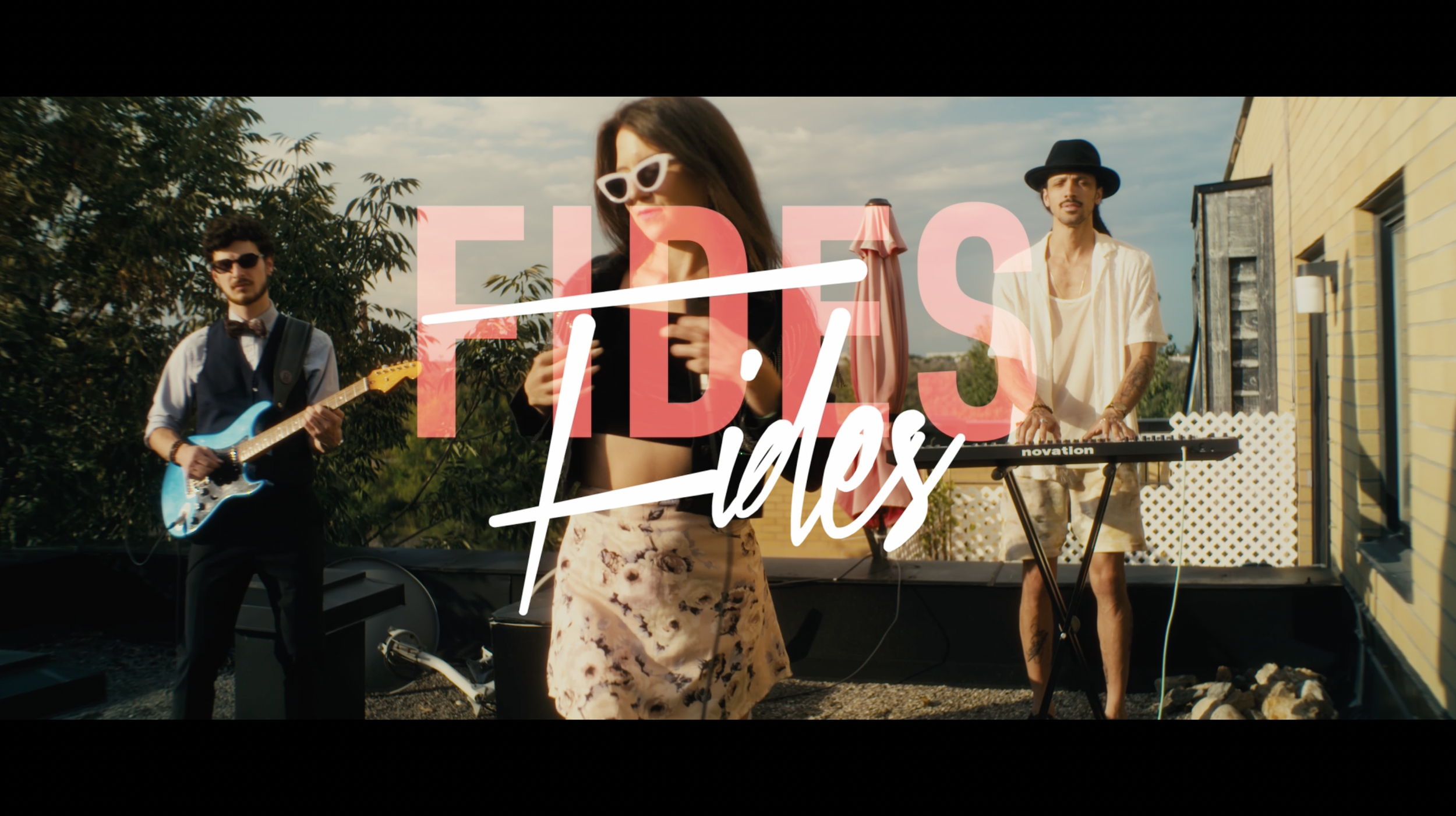     FIDÈS DÉVOILE LE VIDÉOCLIP DE LAVANDE 