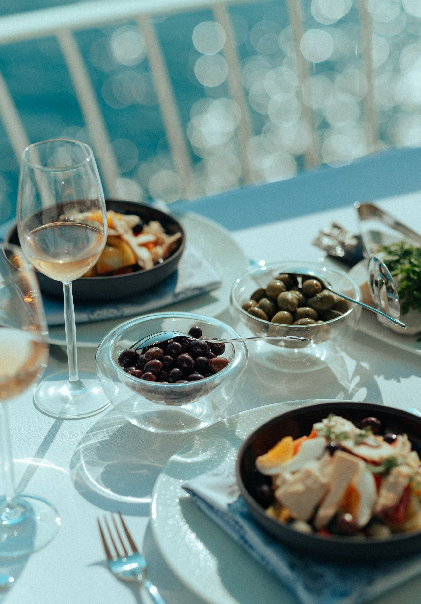 The World Cruises - People, food, advertising, travel, lifestyle photography. Drew Woolery, Kansas City commercial and advertising photographer and director.