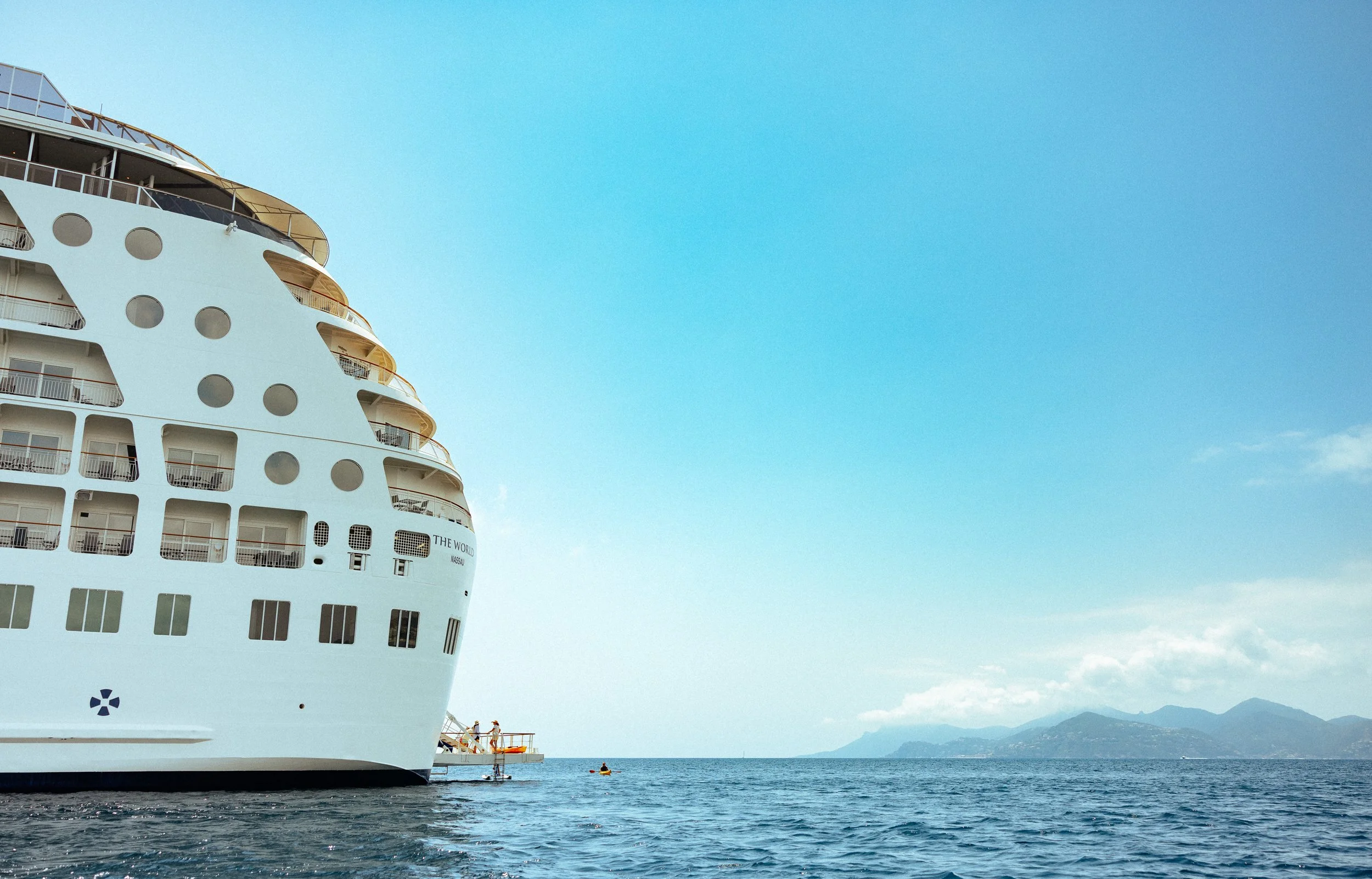 The World Cruises - People, advertising, travel, lifestyle photography. Drew Woolery, Kansas City commercial and advertising photographer and director.