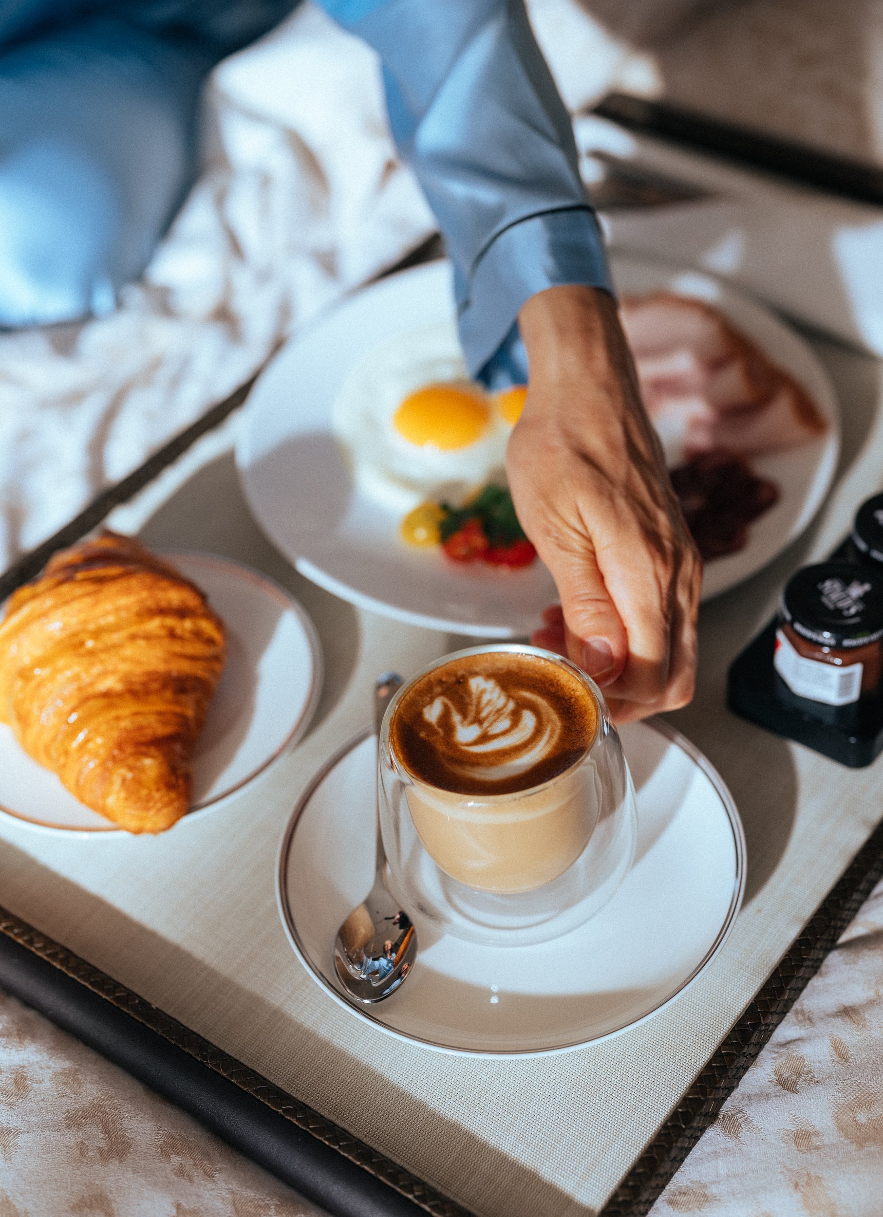 The World Cruises - People, advertising, travel, lifestyle photography. Drew Woolery, Kansas City commercial and advertising photographer and director.