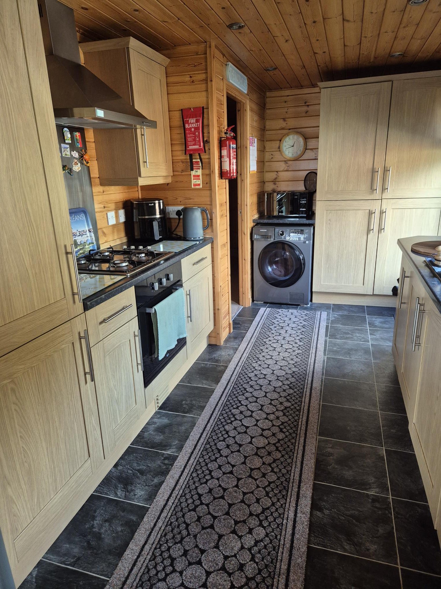 p95 kitchen.jpg