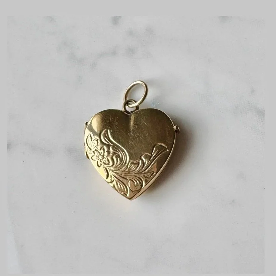 Puffy Heart Locket in 9ct Gold, 1920s