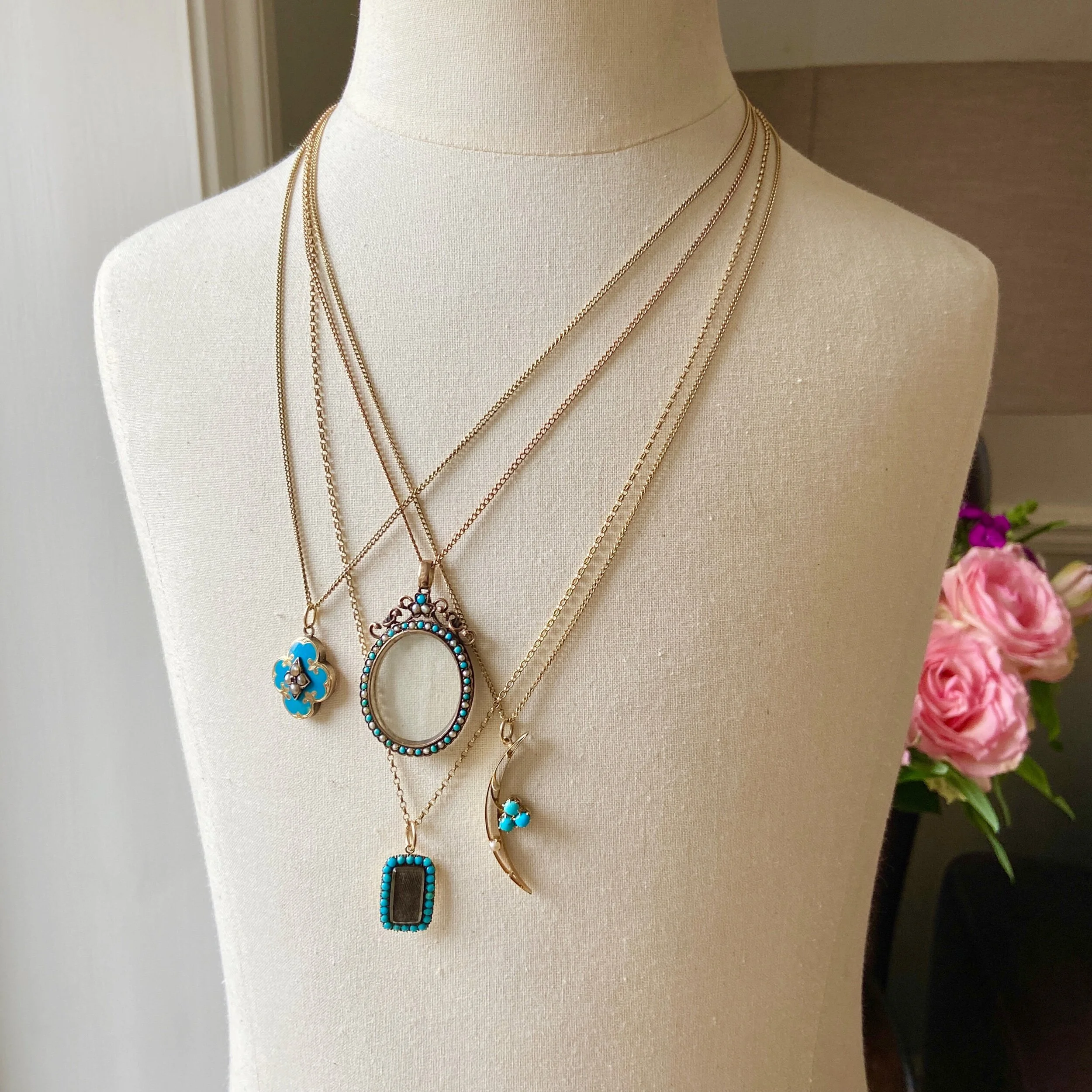 ECC14EC6-70B4-42AC-8135-7FE294F67C9C