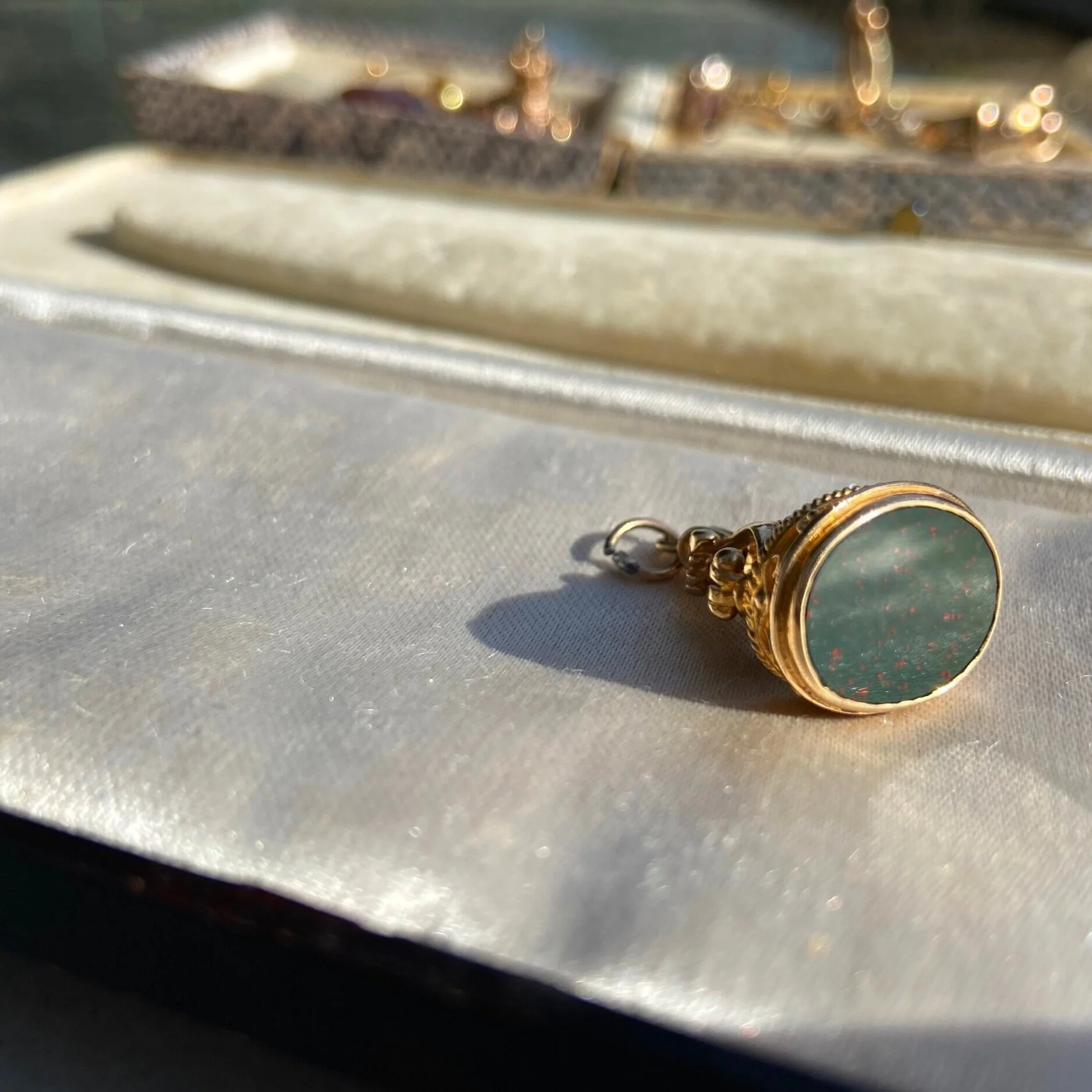 BE43F122-88A4-4078-8518-4AEED68D652B