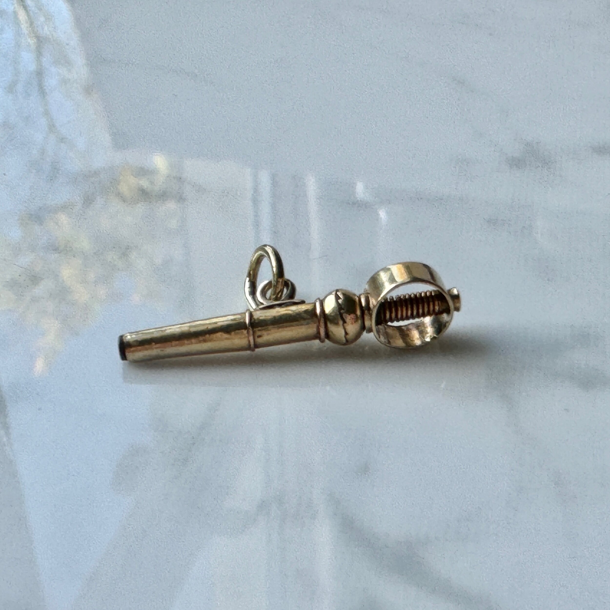 A612528B-CC18-4DEB-9D85-59CDEF503EC8