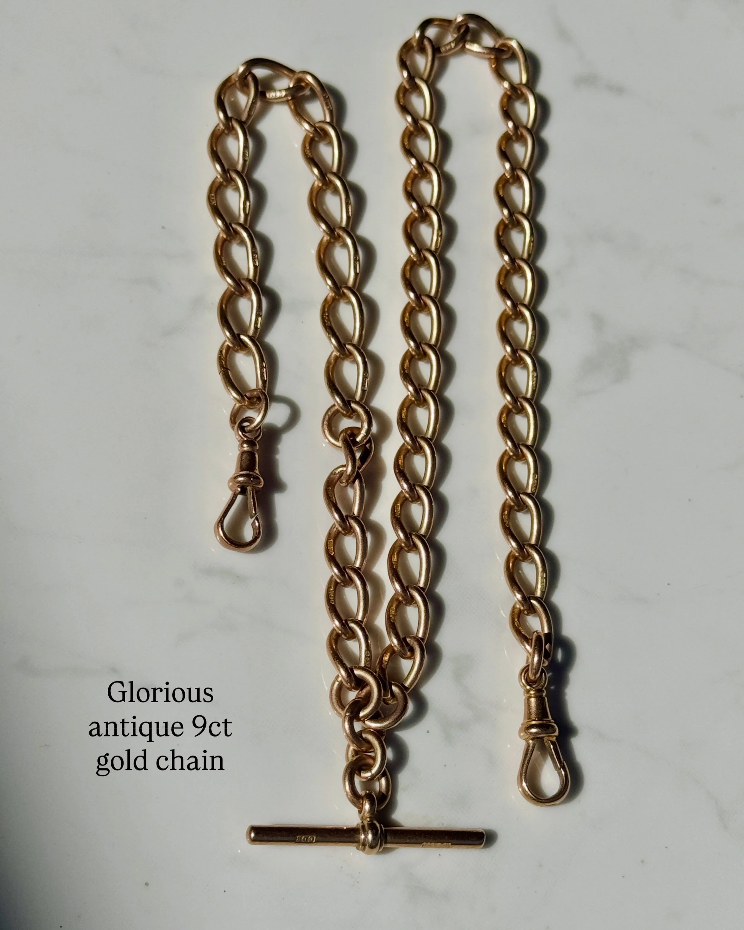 Lots of antique jewellery newness on the website ☀️
The highlight is definitely this fabulous antique 9ct double Albert chain. It is unusually long and has highly sought after open curb links with the requisite T bar and double dog clip clasps ⛓️ 
I&