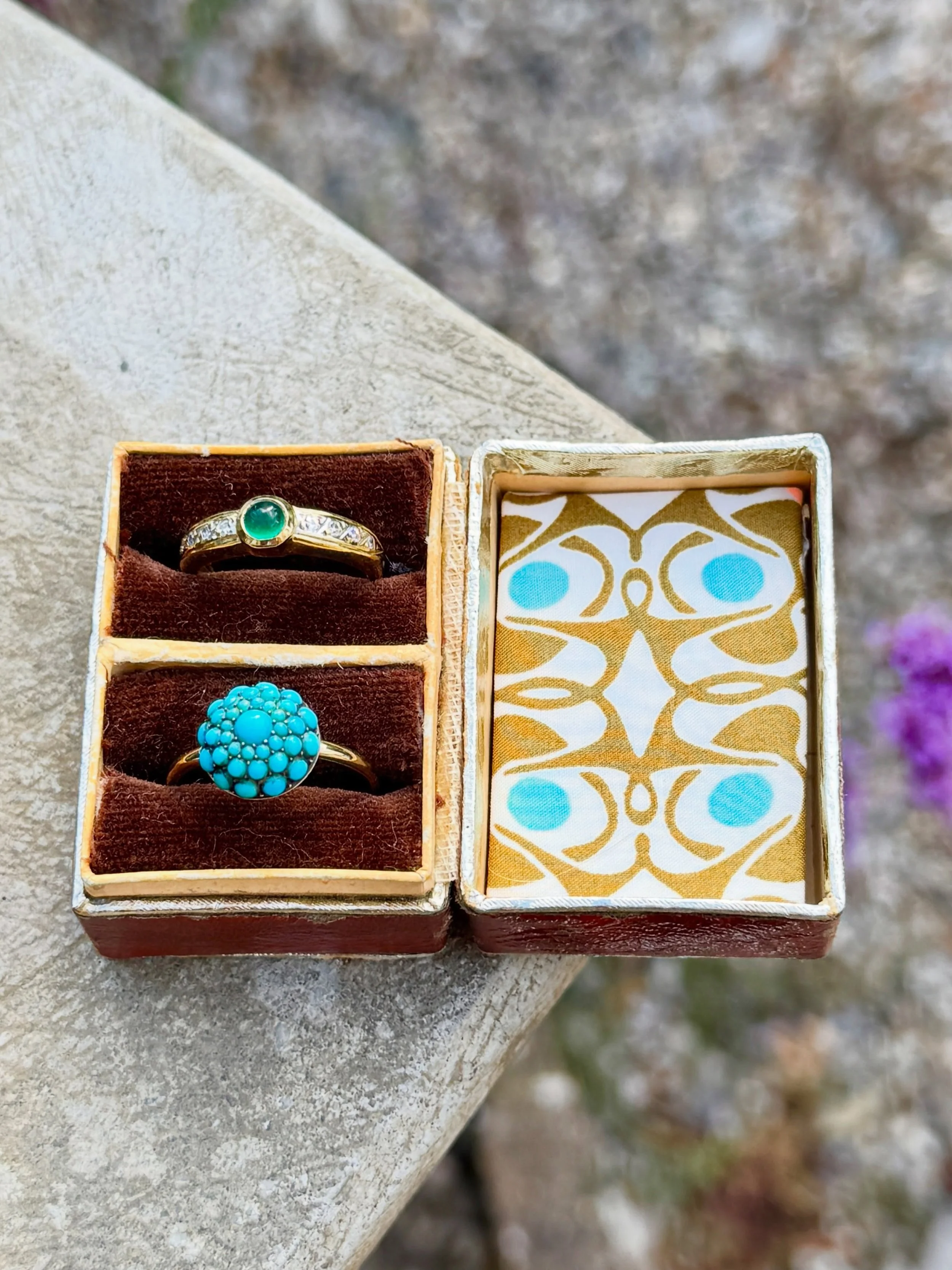 Which would you pick? Two available rings to add a pop of colour to your collection - a vintage cabochon emerald &amp; diamond ring and a turquoise cluster ring. Both available and linked in Stories 🩵