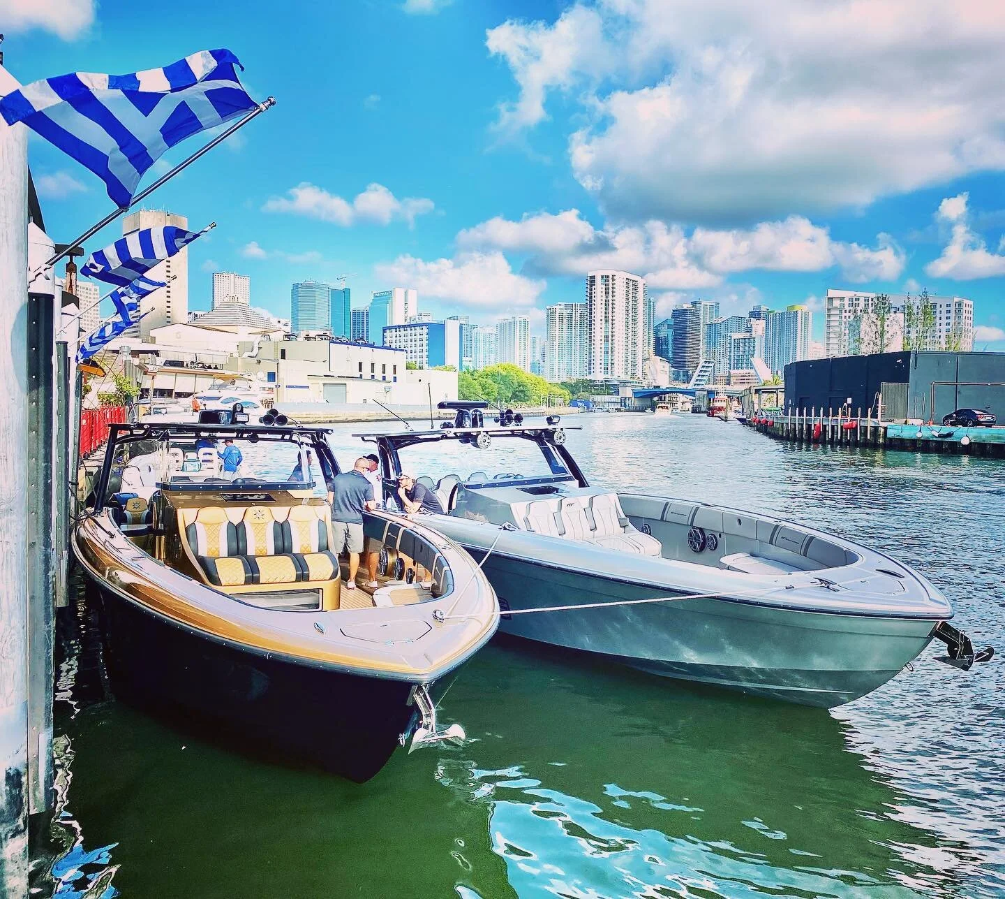 Private Boat Charter Tours Located In Miami Florida
