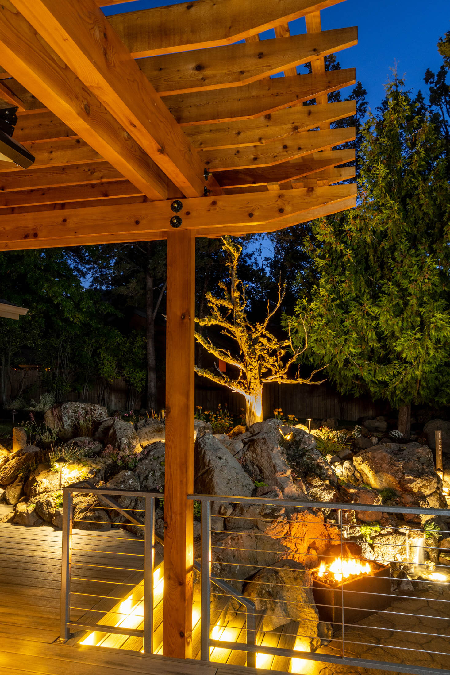 1745 NE Cliff Dr_0087 copy.jpg