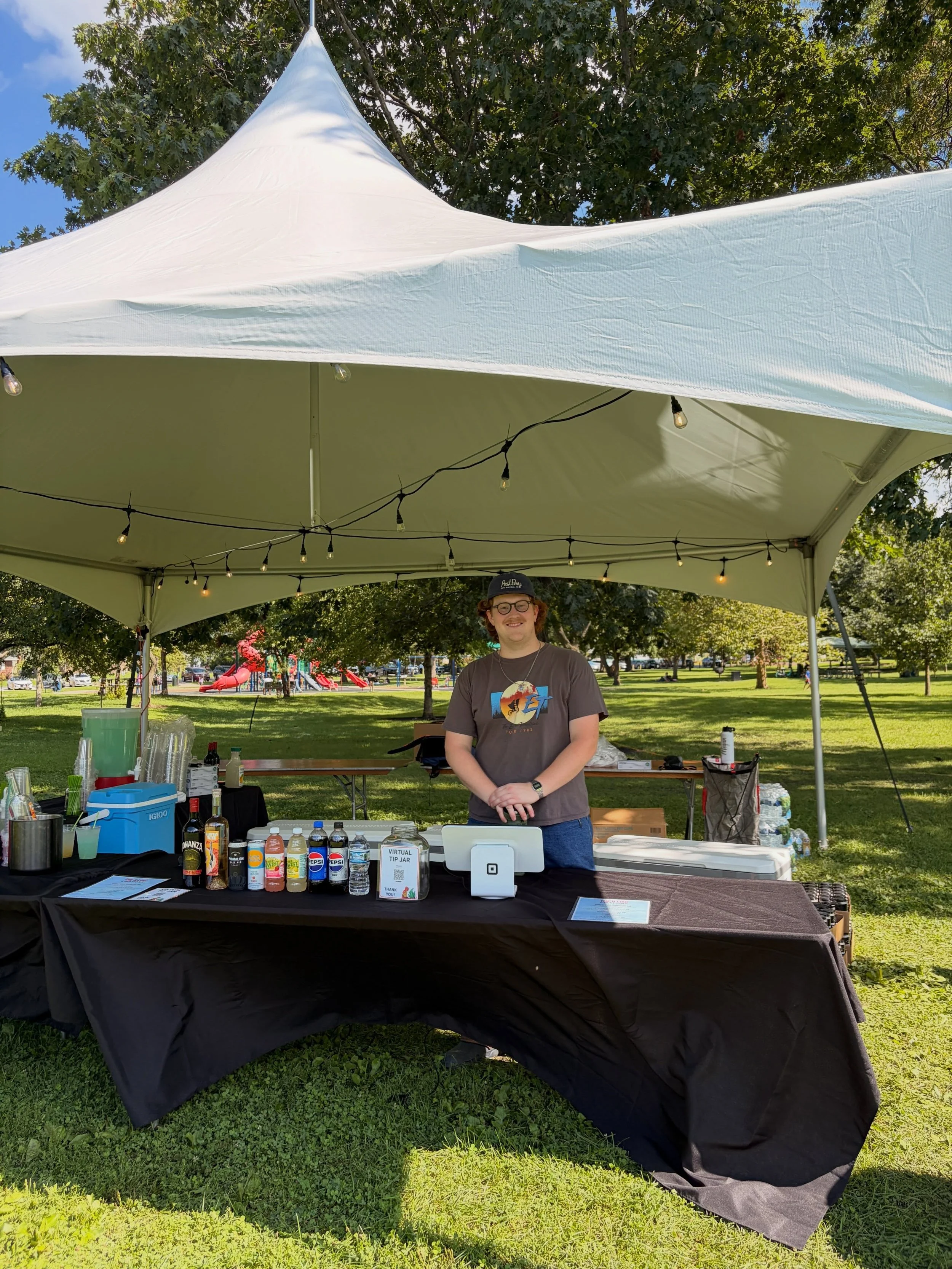 We&rsquo;re here at THE ILLIAC in Hessel Park holding down the bar and slinging crispy chicken tenders!