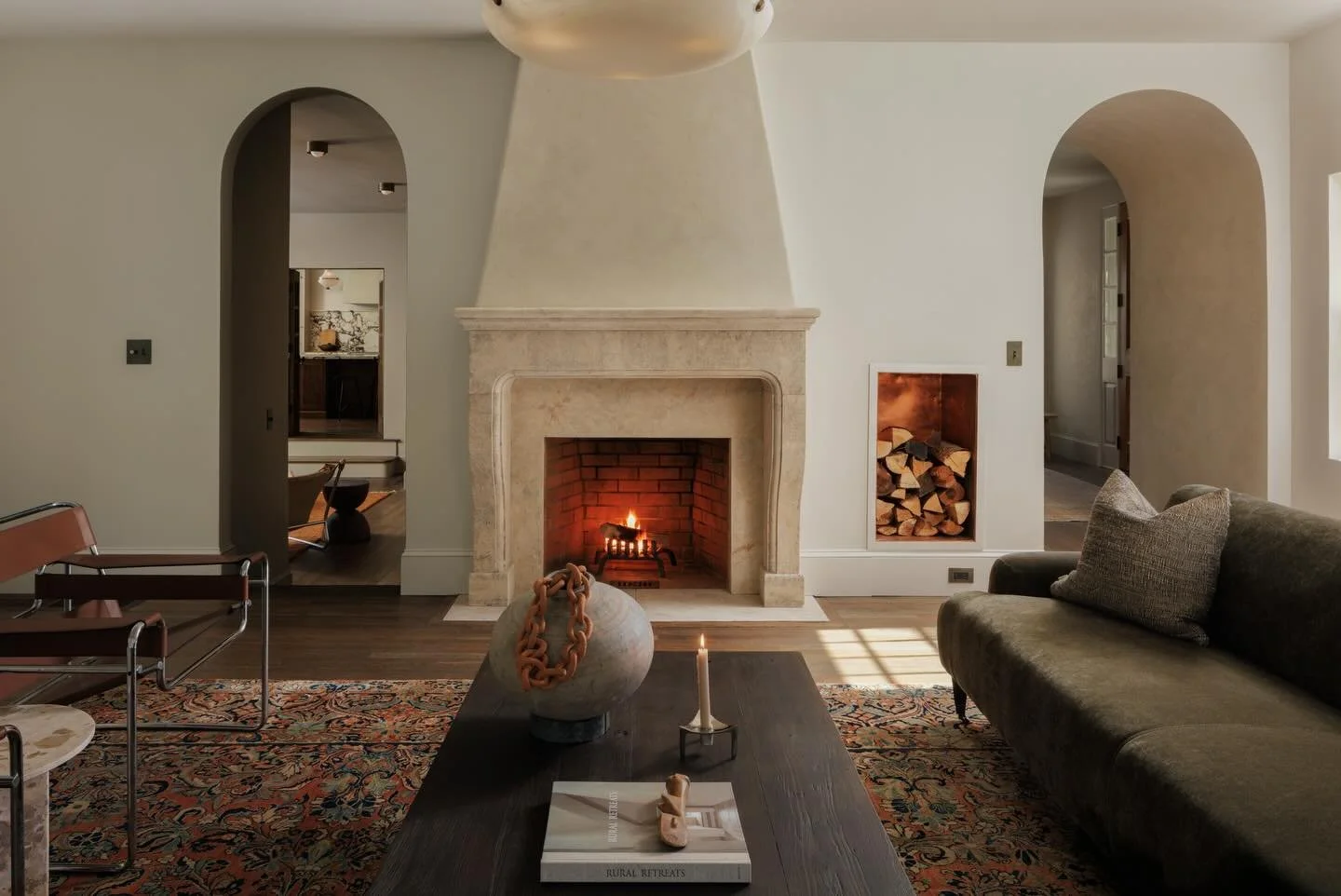 Before &amp; After | Swipe right!

Some spaces ask for a quiet kind of transformation, one that doesn&rsquo;t shout, but instead reveals what always wanted to be there. This living room at The Mill House was one of those spaces.

Before, the room car