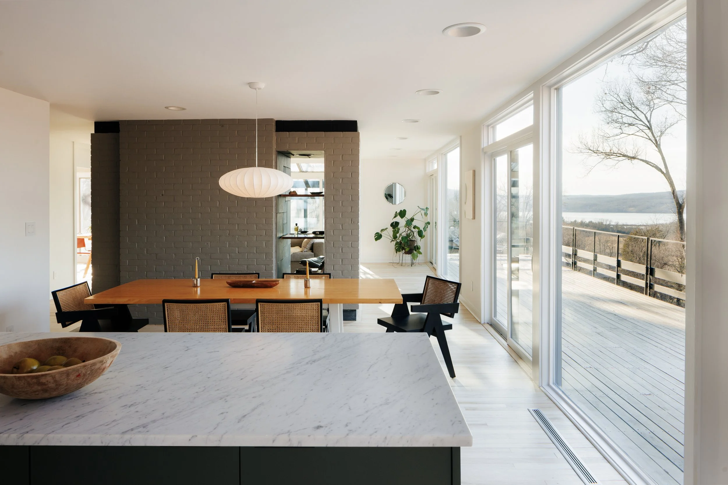 Where Interiors and Brokerage Meet: BTS at the River View Modern House