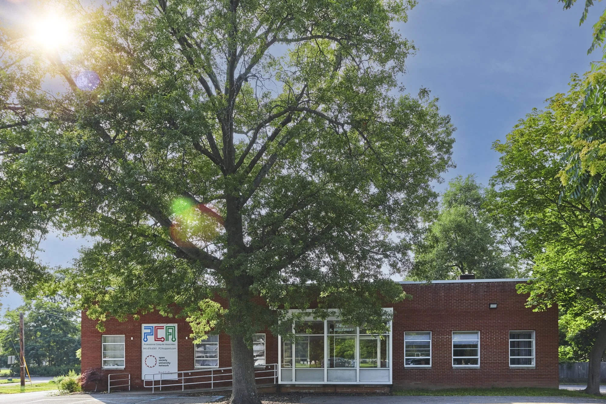 S Broadway Red Hook_0006.jpg