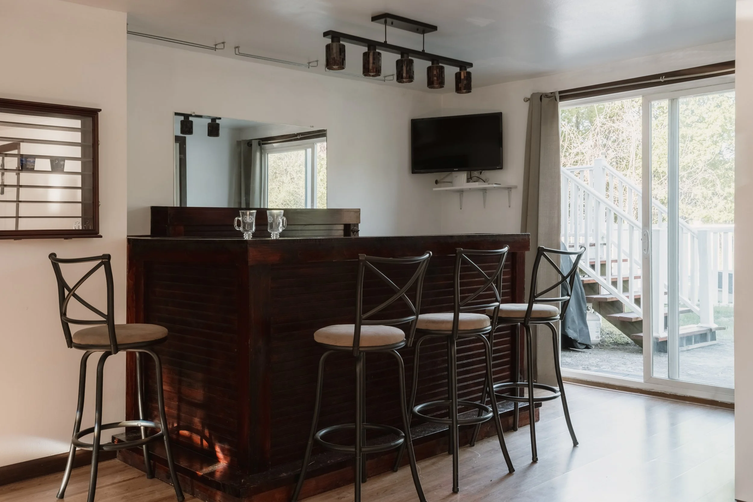 10_Cambridge_Drive_MBJ-8.jpg