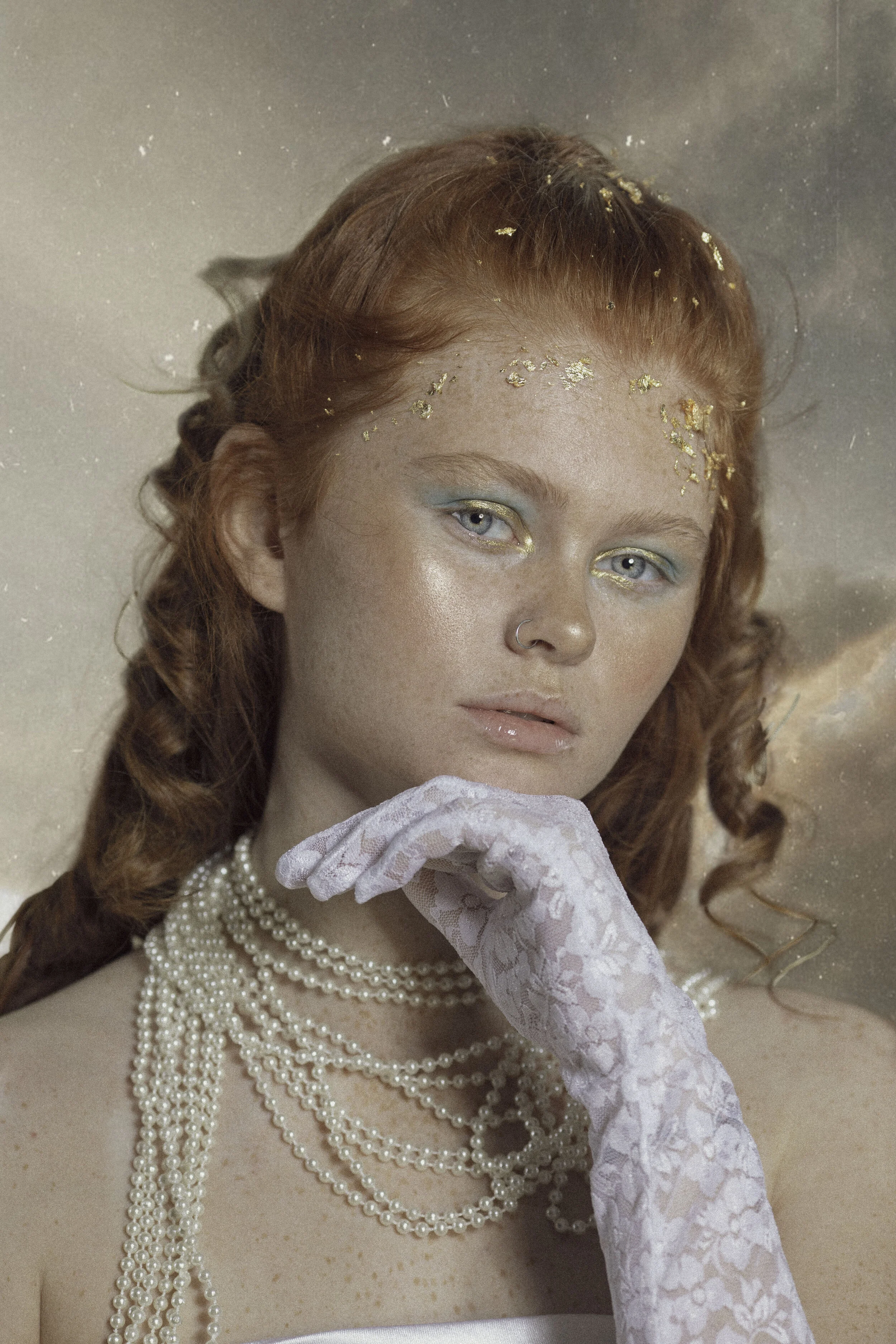 Ethereal Fashion Editorial for AnonStyle Magazine.
Model- Imogen Beard
Styling- Milly Robson
Make-Up-  Megan McPhilemy