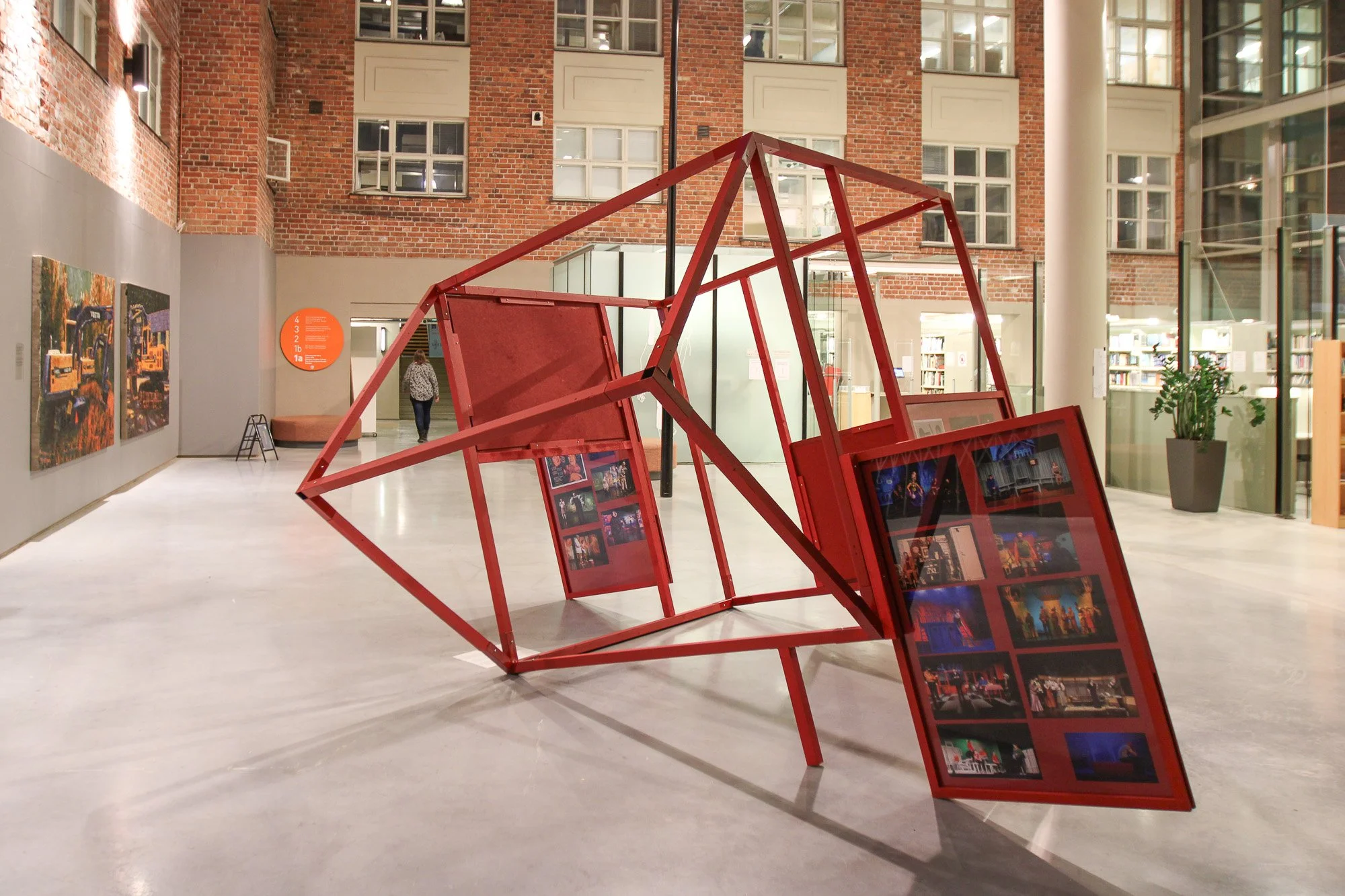 Nightshift II / Group exhibition