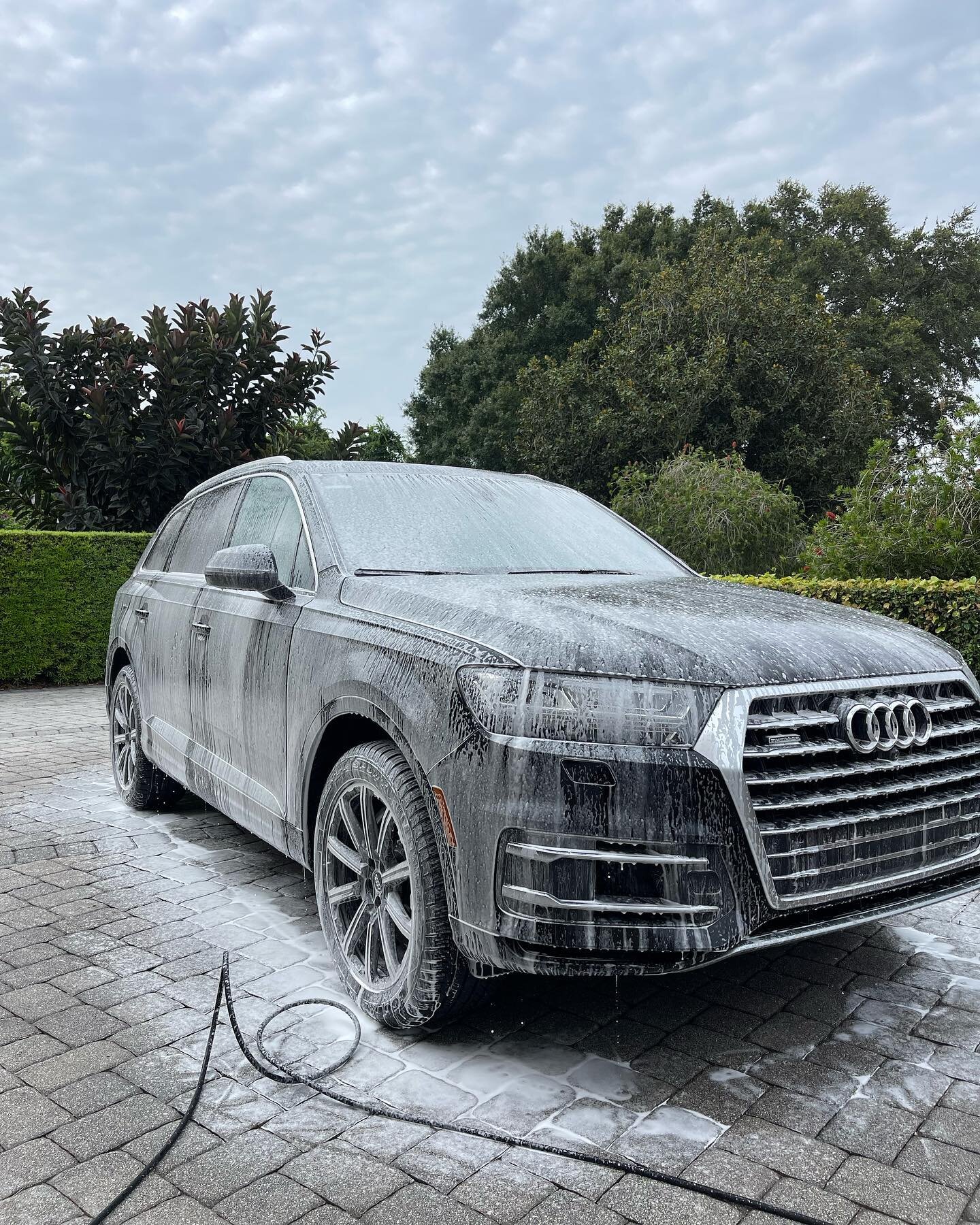 Biweekly maintenance on this beautiful Audi! Always making sure to keep this beauty in top notch 🙌🏼 if you&rsquo;re interested in getting your vehicle maintenance please shoot us a message or contact us at 407-285-6060
www.DiamondDetailOrlando.com