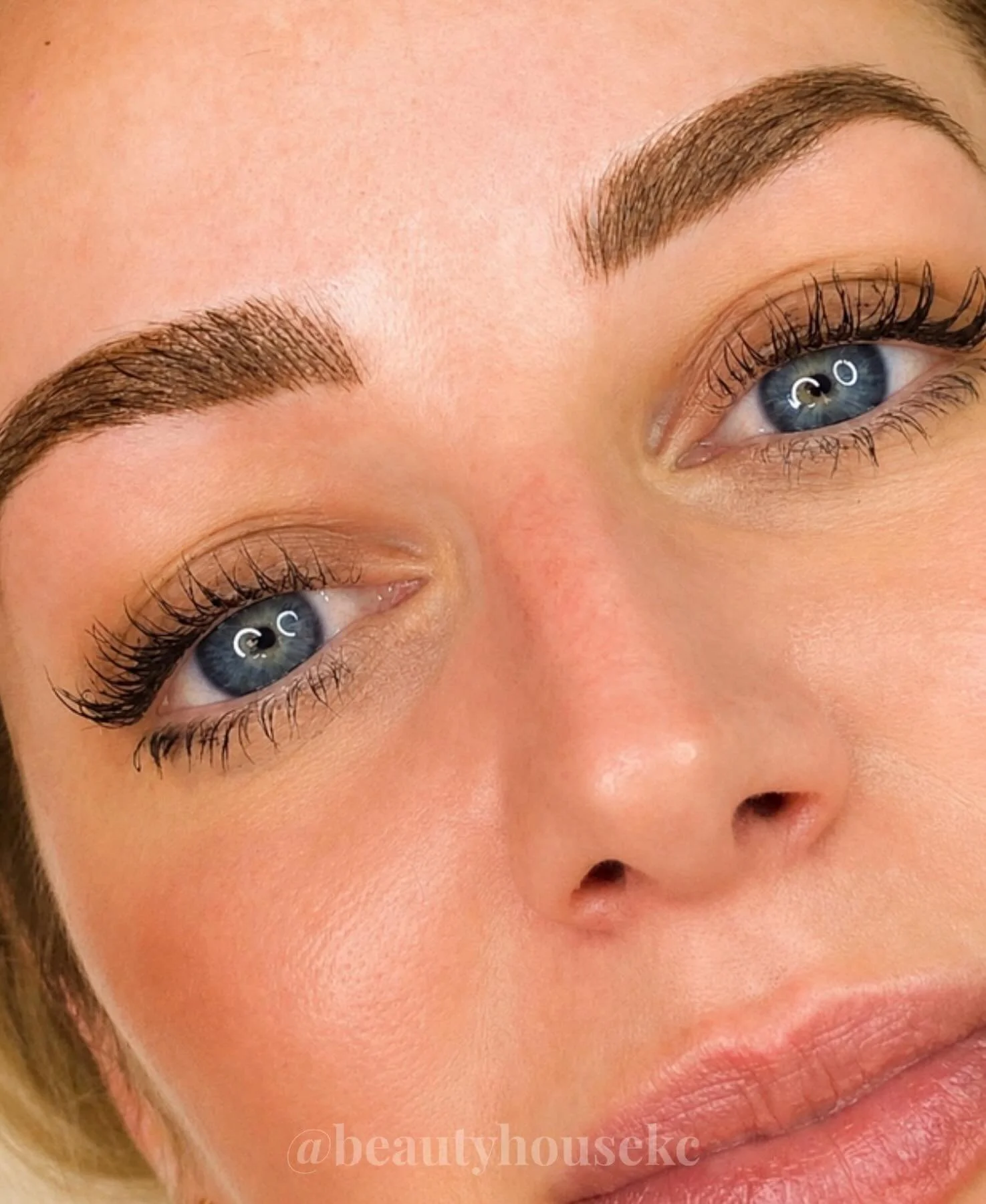 Fresh combo brows = soft definition with just the right amount of fullness ✨

Perfect for the girls who want a natural look with a little extra shape and depth 👏 Wake up with brows that are ready to go every day.

Booking now at Beauty House 💕
Beau
