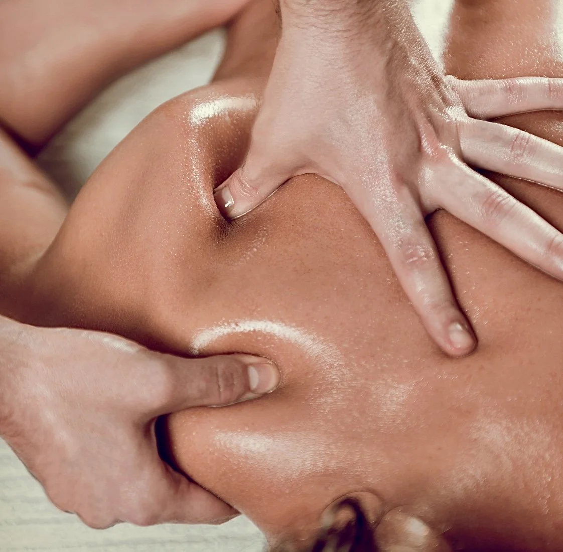 massage-shoulder-pain-minthill-nc.jpg