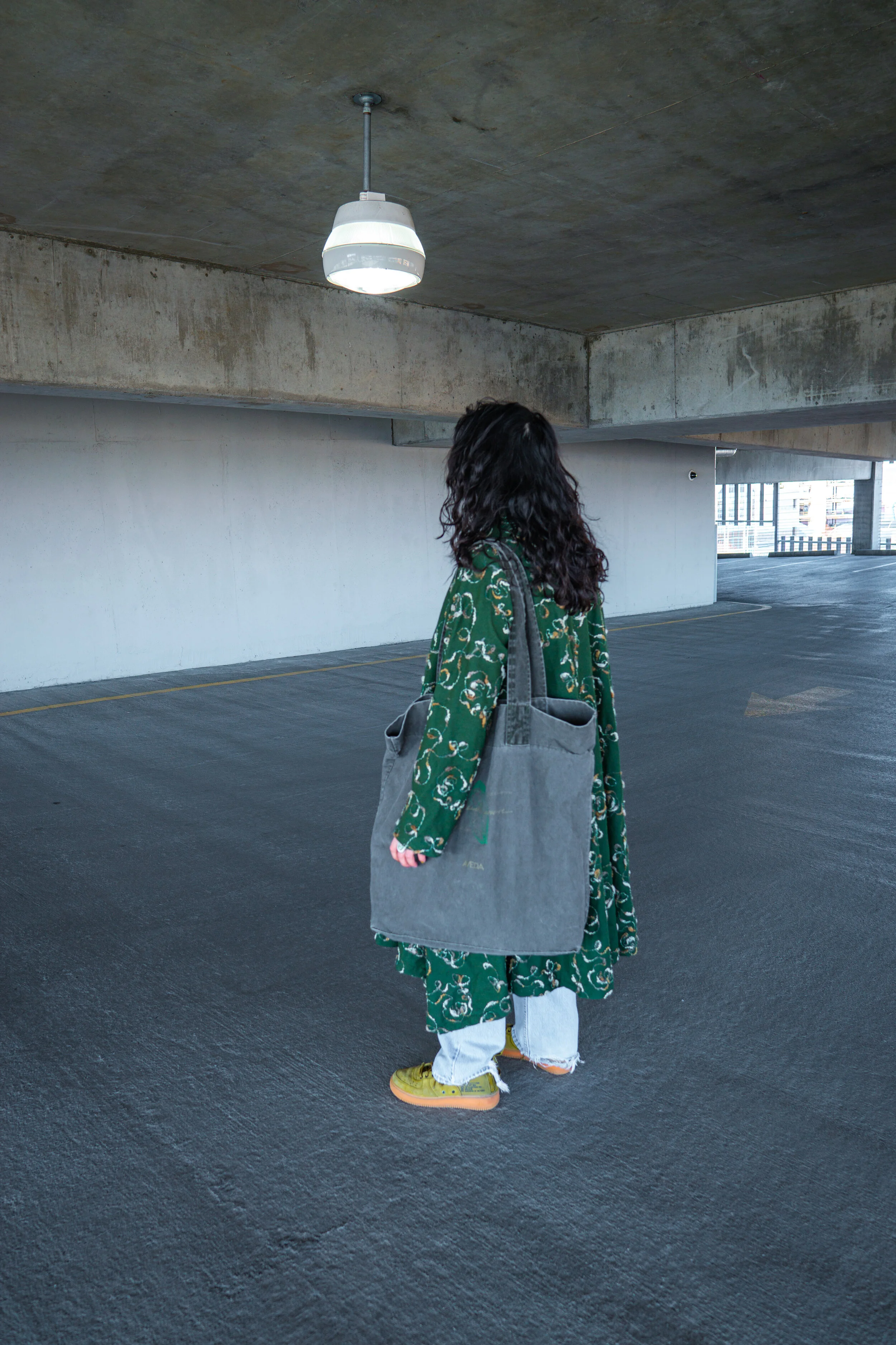 Felt Stitching Swirly Patterned Cardigan 