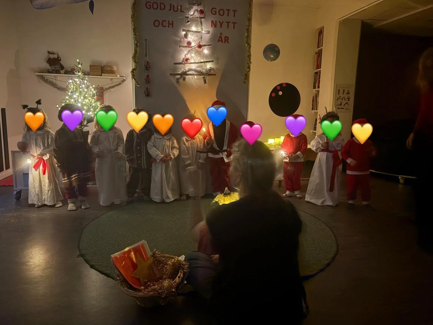 God jul och gott nytt &aring;r &ouml;nskar vi p&aring; Kabinen 🌟🫶