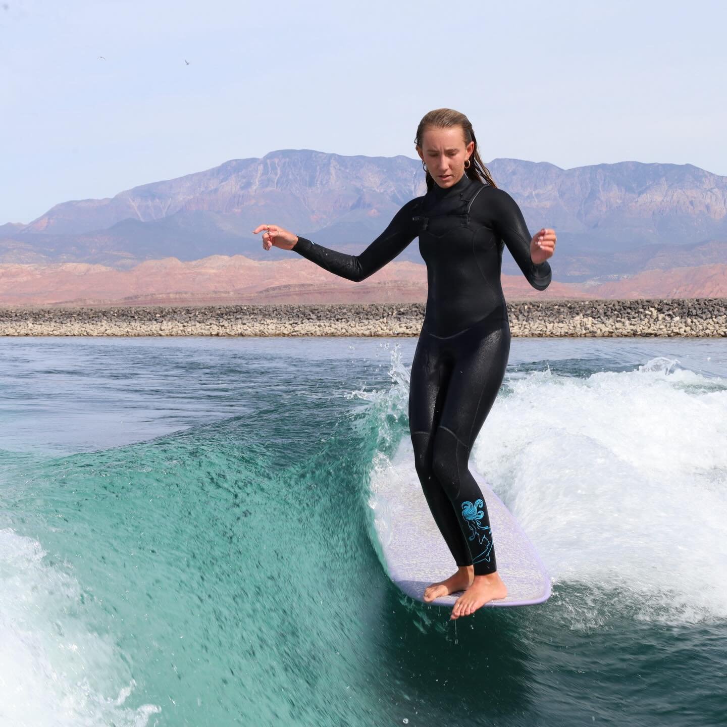 What to wear to the party? Mamala 3/2mm. Everything else is optional.

@cash_hoover styling as usual. 🔥 @michaeltakayama1 .
#mamalawettierevolution #mamalawettiescatchmorewaves #mamalasurfwetsuits