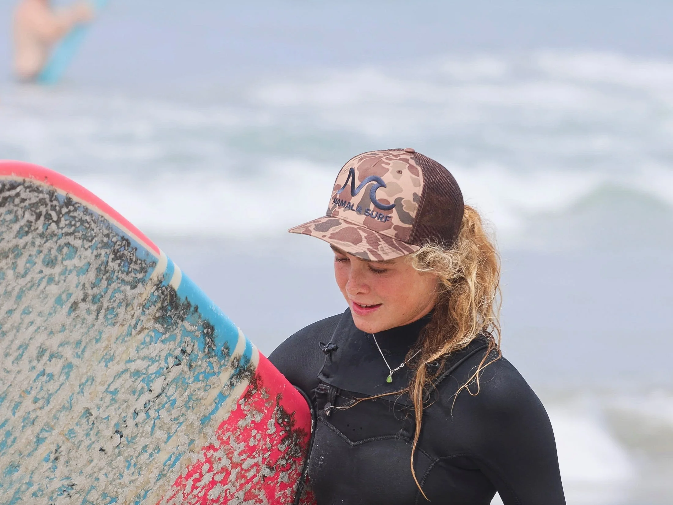 Team Rider in 2:2mm Women's Full Suit Brown Bucket Hat.JPEG
