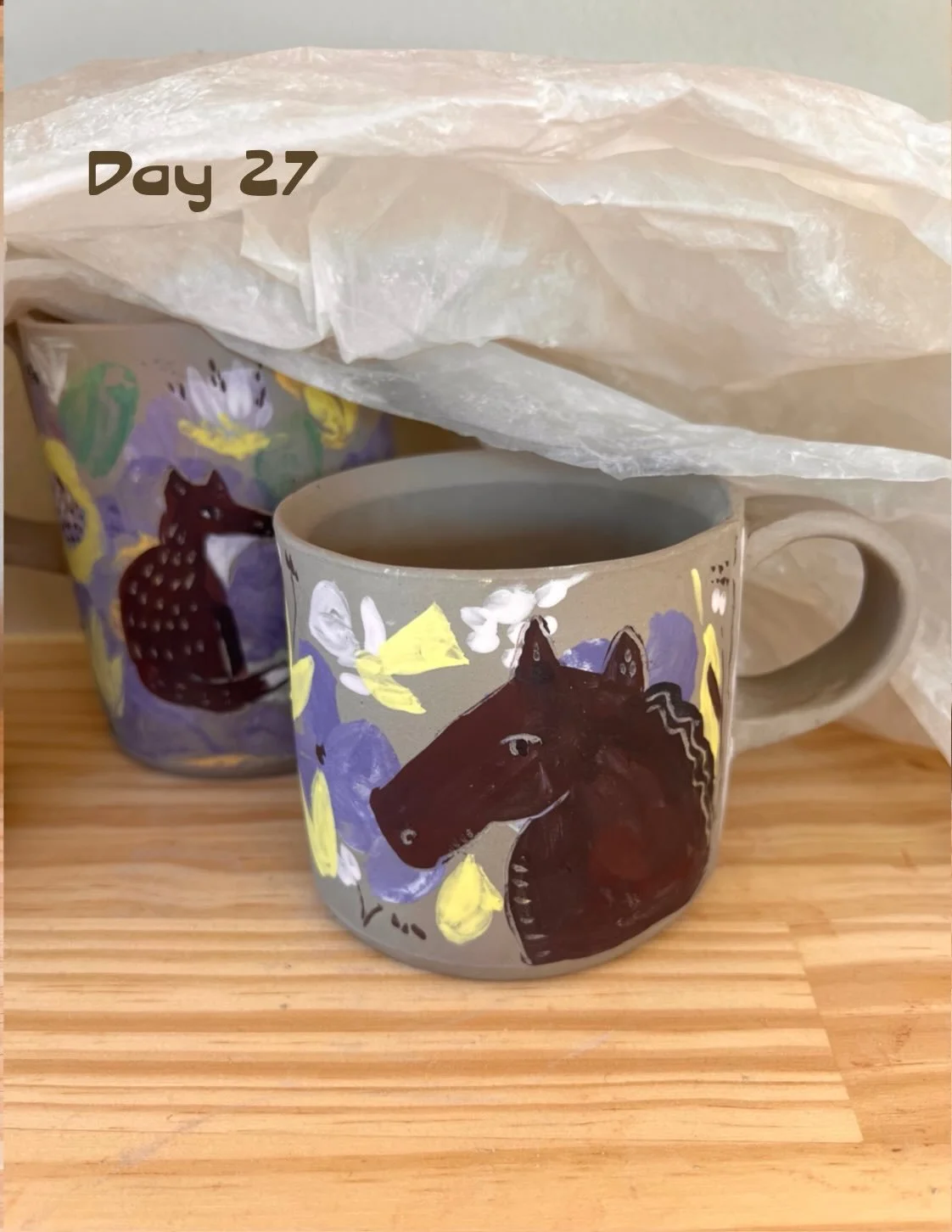 Day 27 of #the100dayproject 🌿 Spring means the flowers are out!  #animalart #slabbuiltpottery #horses