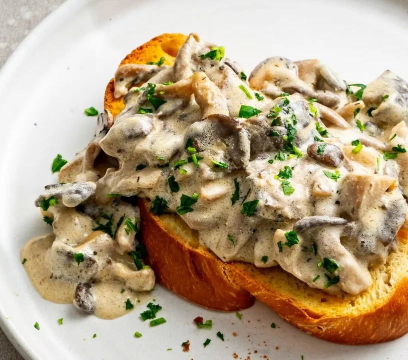 Creamy Mushrooms on Toast
