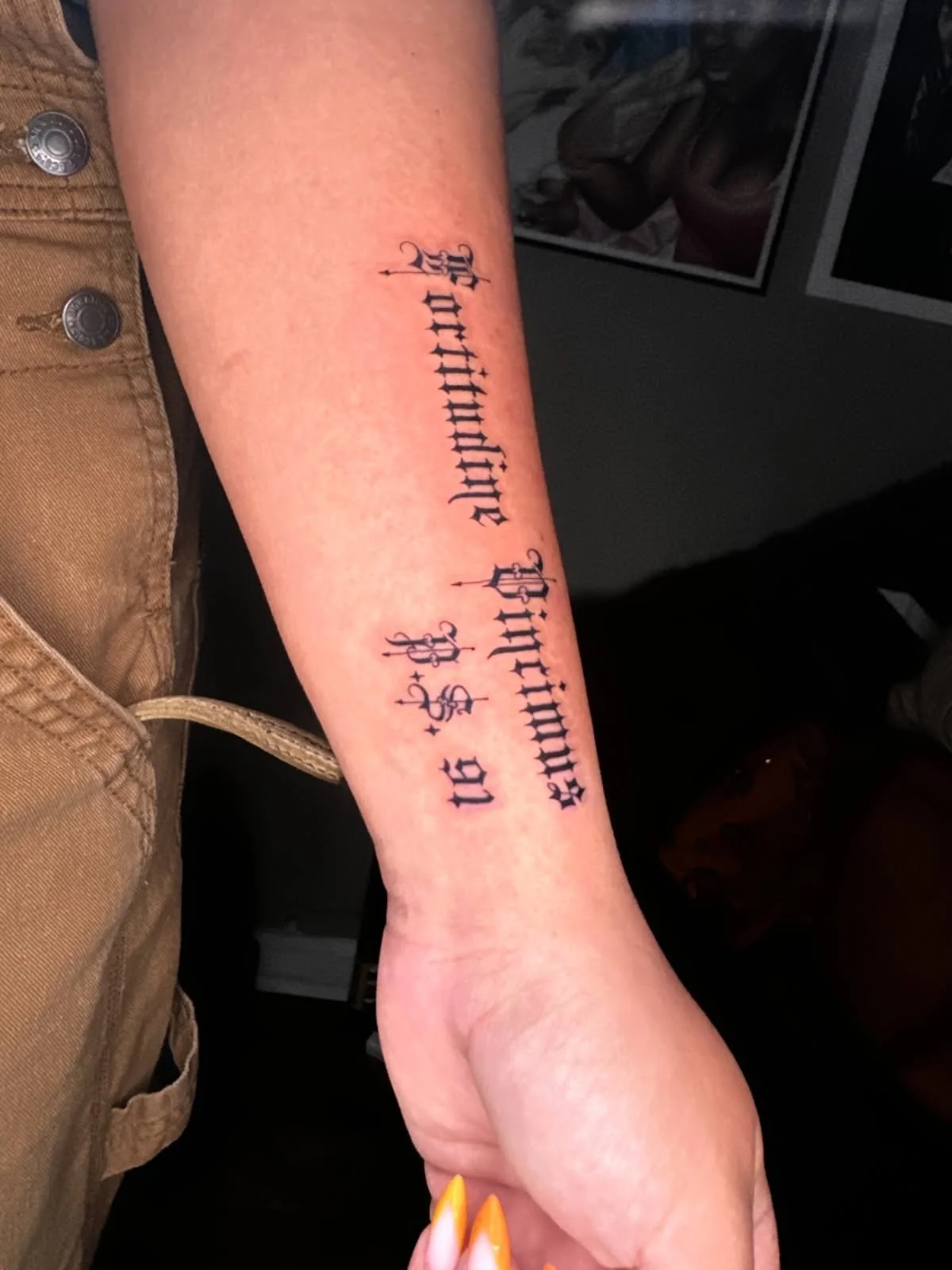 &ldquo;Fortitudine Vincimus.&rdquo; &mdash; By endurance we conquer.
.
.
.
#FortitudineVincimus #LatinTattoo #ScriptTattoo #FineLineTattoo #BlackInk #ForearmTattoo #TattooArt #TattooWork #InkCulture #TattooedAndProud #ArttTattoos #SanDiegoTattoo #Cha