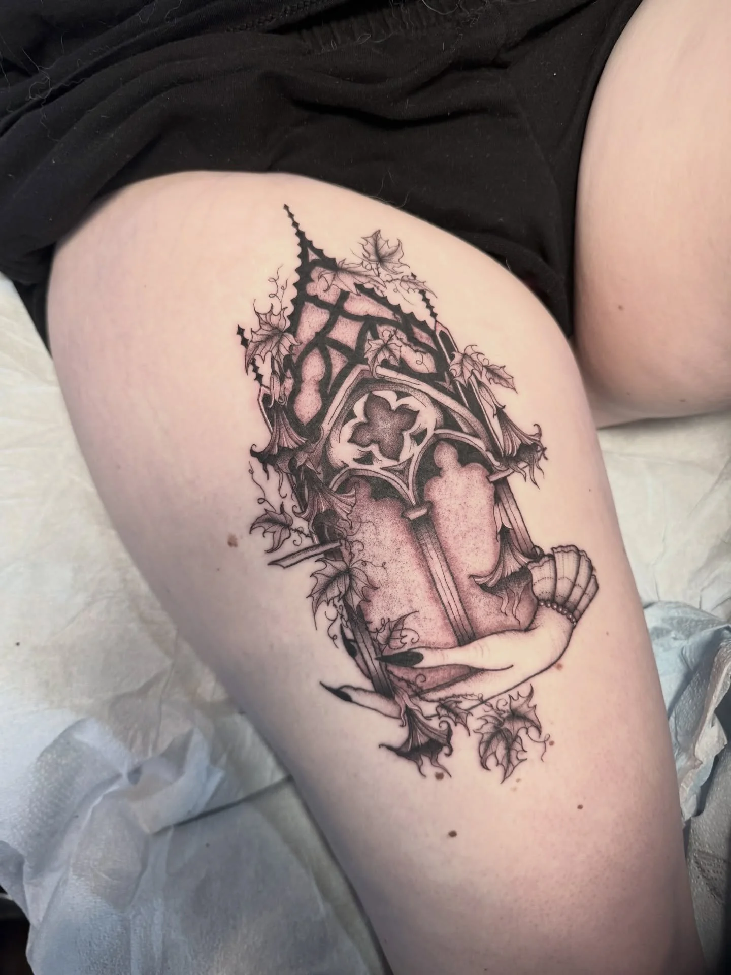 Custom piece for a client who trusted the process. My favorite kind.

#gothictattoo #windowtattoo #darktattoo #femaletattooartist #sandiegotattooartist