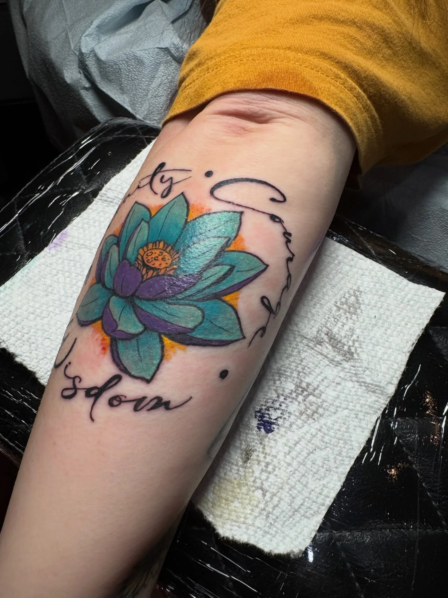 8 years sobriety for @lost_in_my_serenity proud of you girl! 

#sobriety #courage #wisdom