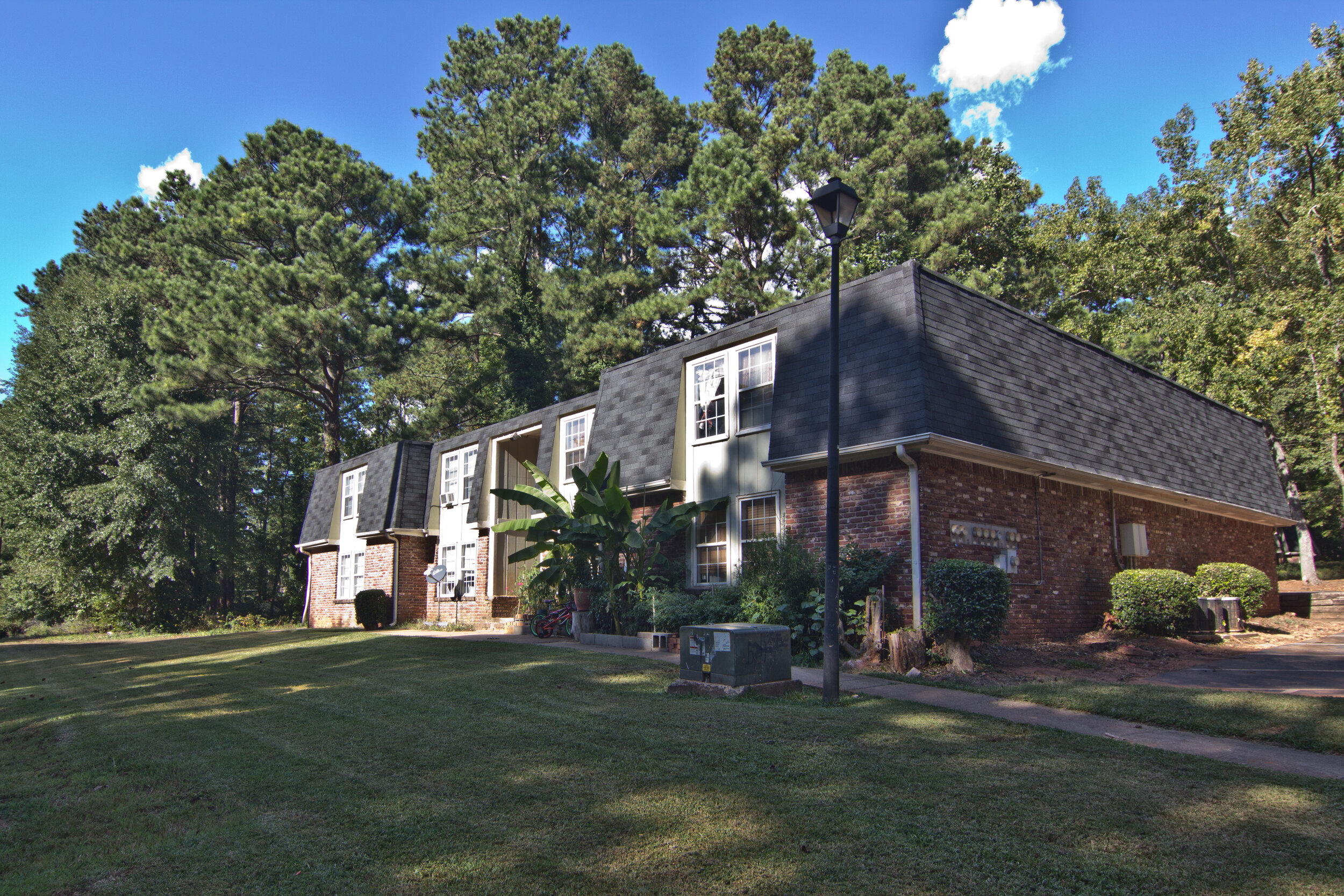 Forest Vale rental complex Atlanta