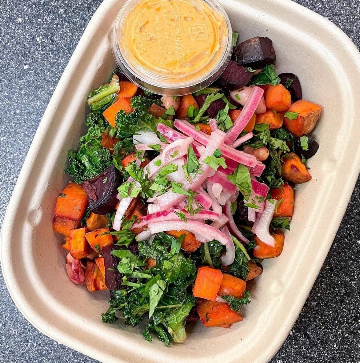 Sweet Beet Hash is available for delivery next week!

Start your day strong with fresh vegetables topped with pickled red onions and chipotle aioli 🦾

Ordering closes tonight at 8pm!